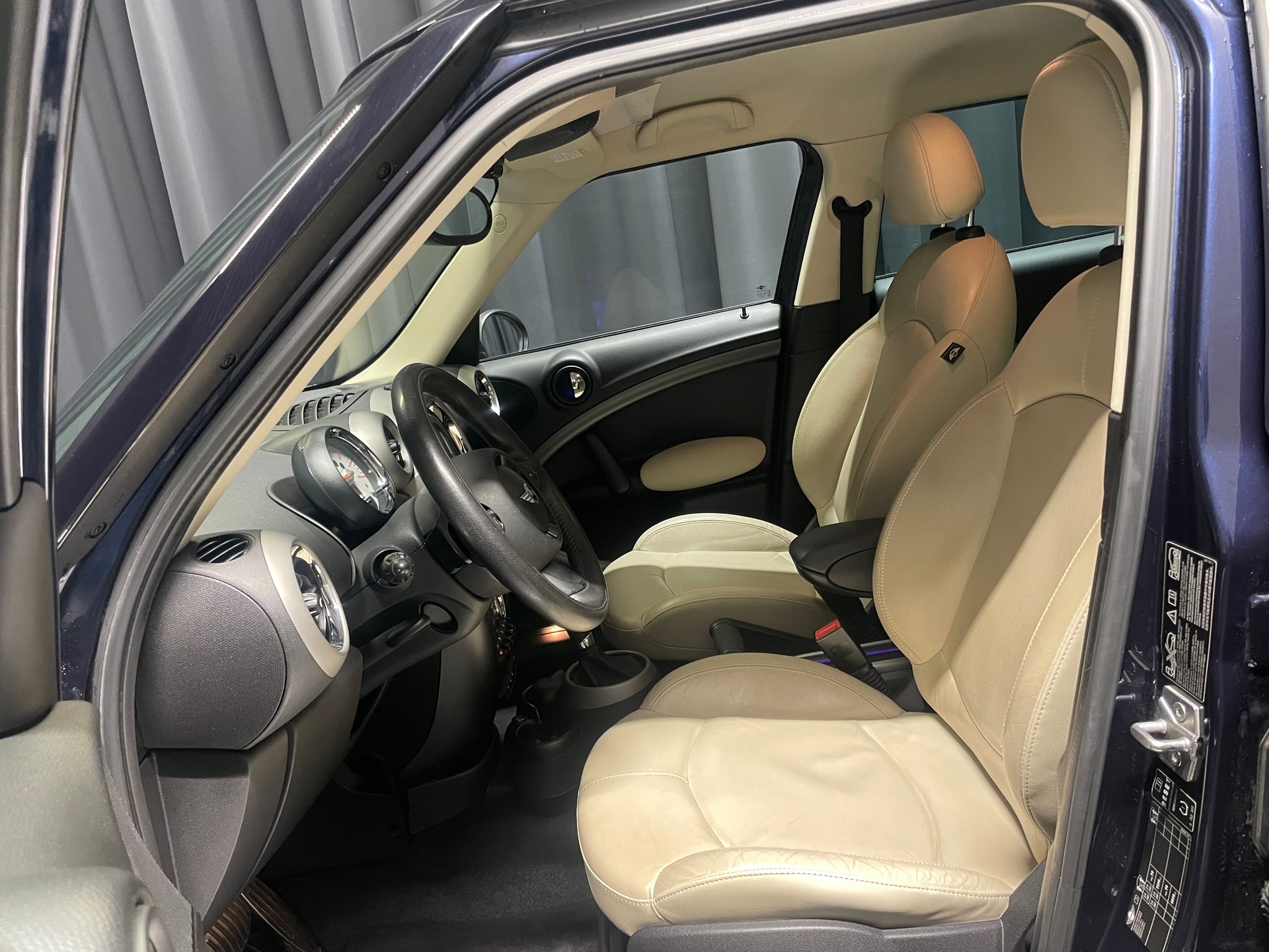 MINI Countryman Cooper S ALL4 Steptronic (61)-image-6
