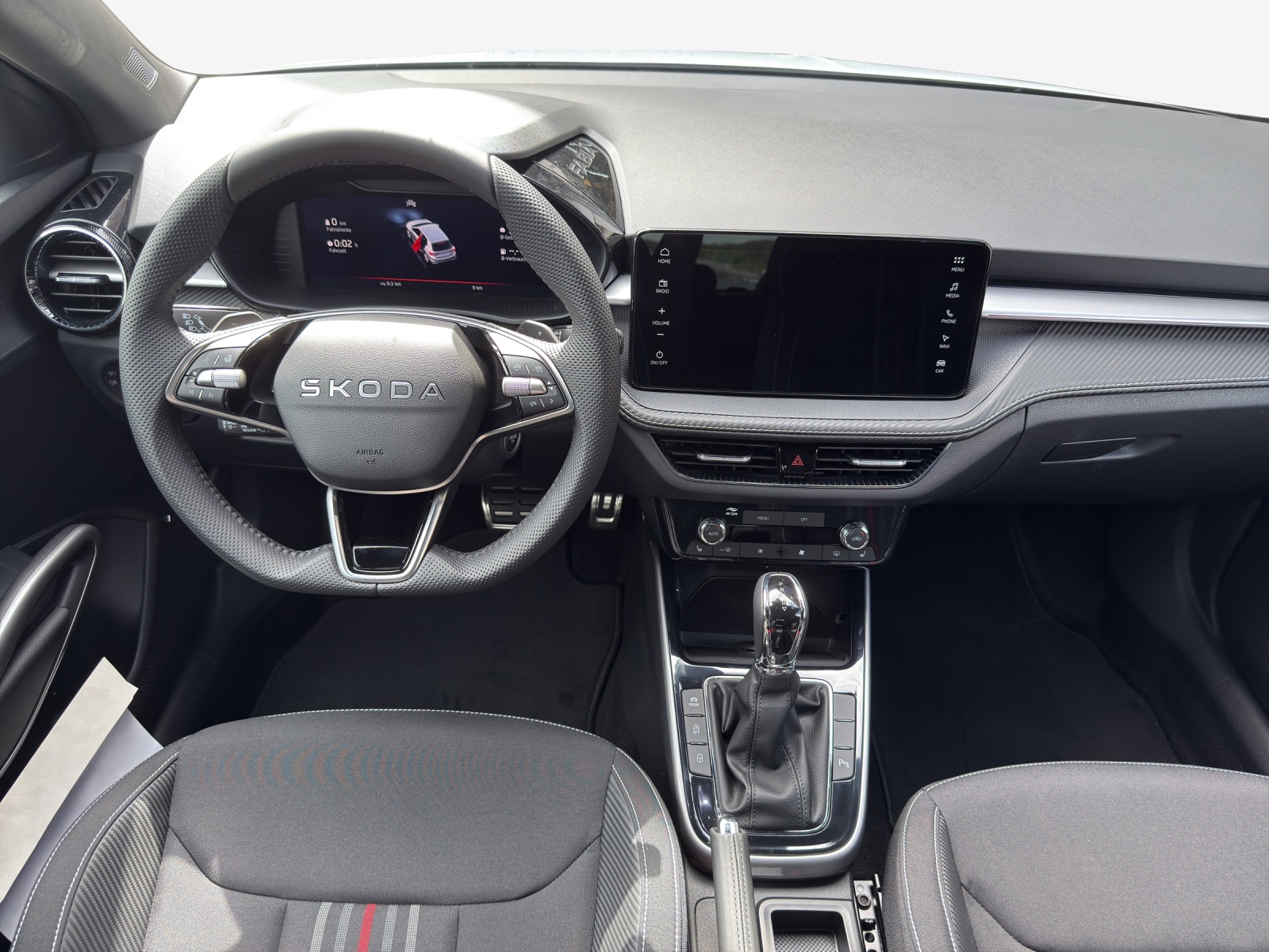 SKODA Fabia 1.5 TSI 130 DSG-image-8