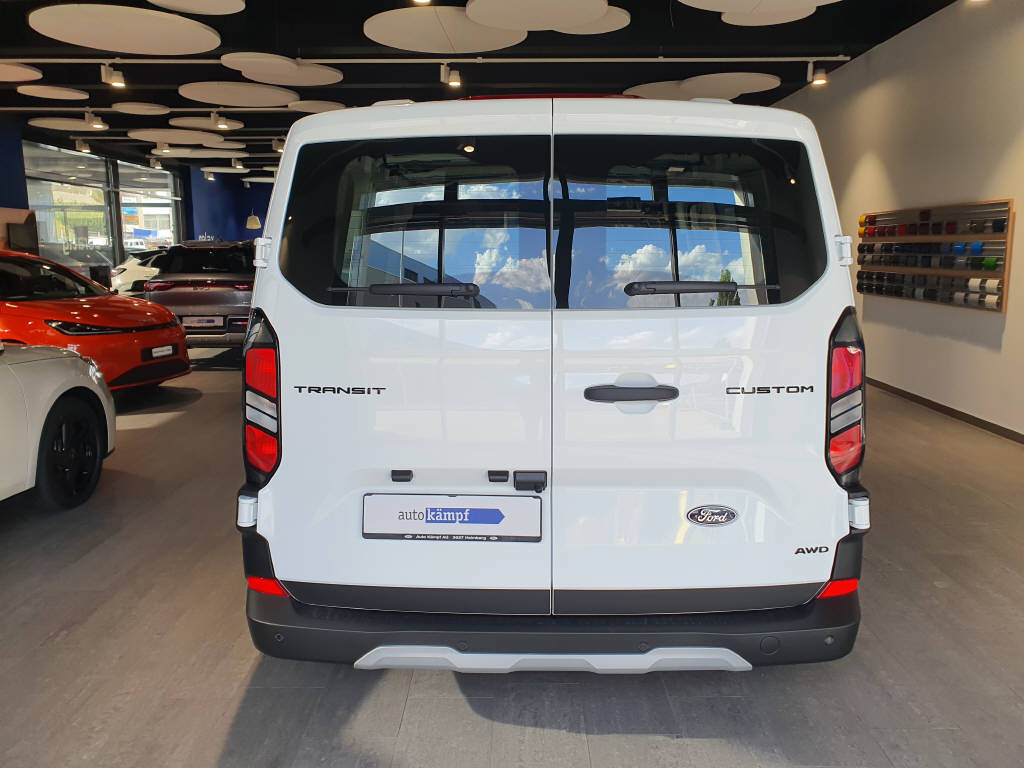 FORD Transit Custom Van 320 L1 2.0 EcoBlue 170 Trail 4x4-image-5
