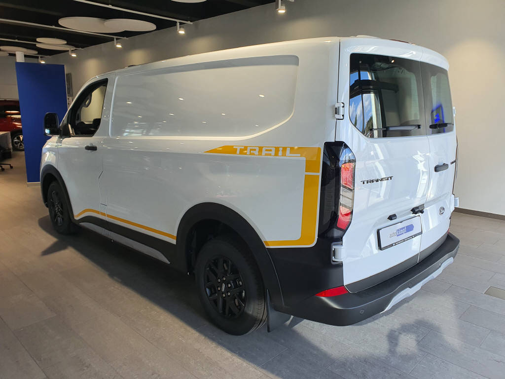 FORD Transit Custom Van 320 L1 2.0 EcoBlue 170 Trail 4x4-image-6