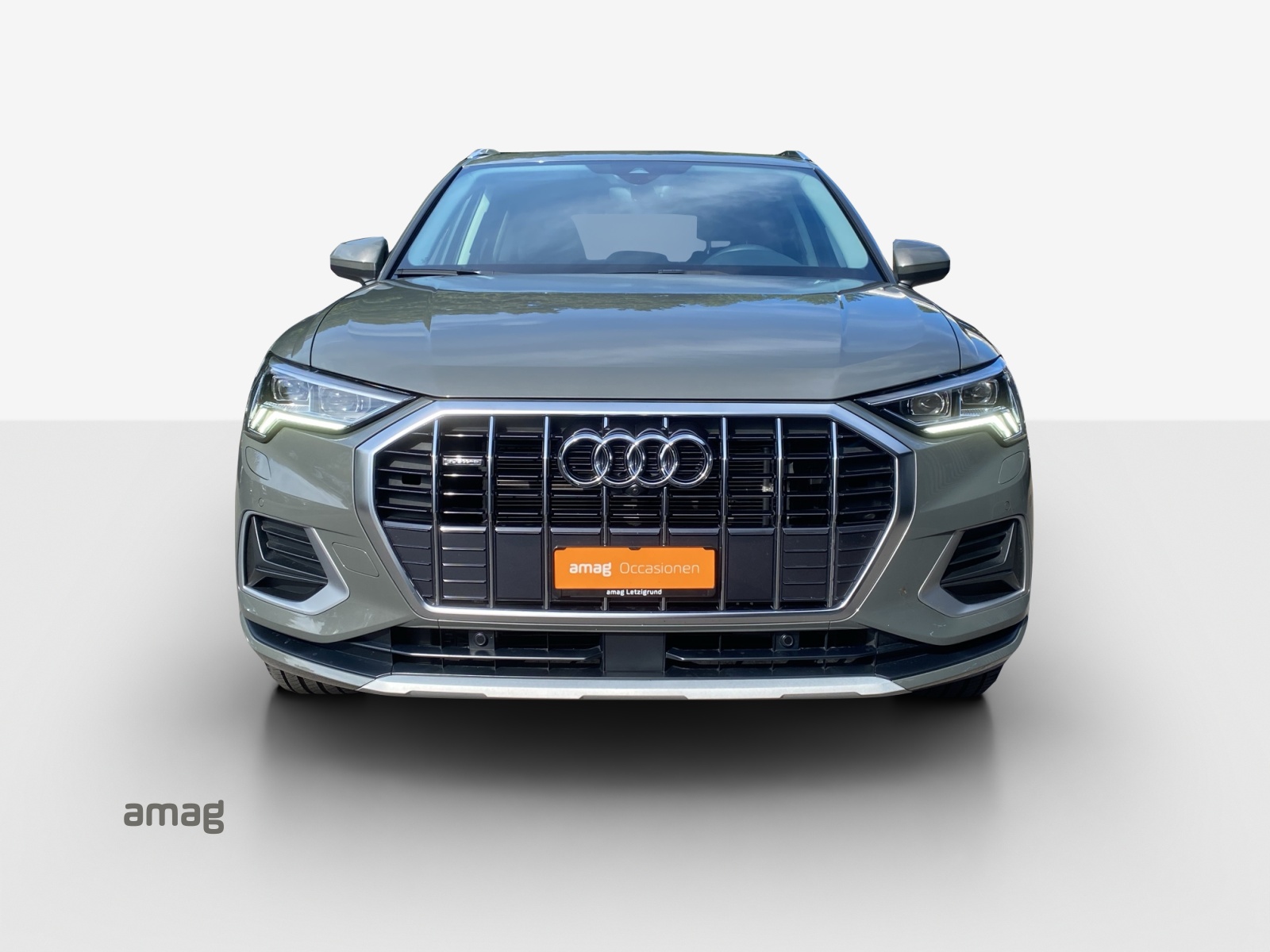 AUDI Q3 45 TFSI advanced quattro S-tronic-image-6