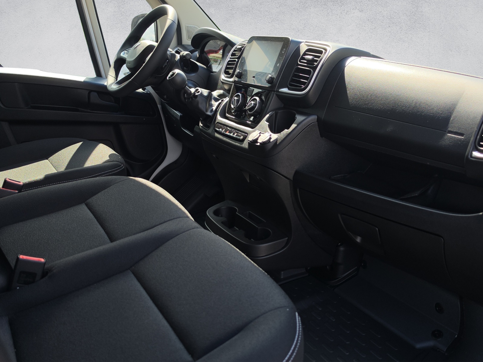 PEUGEOT Boxer 2.2 HDI 335 L2-image-7