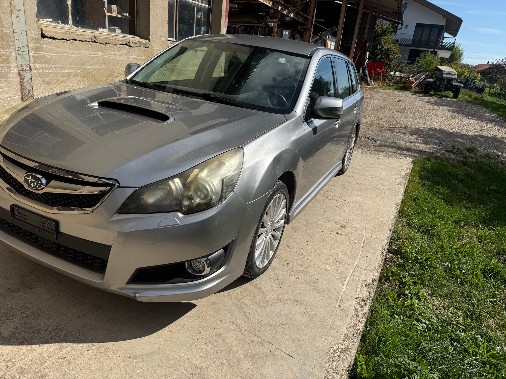 SUBARU Legacy 2.0D Swiss S AWD-image-1