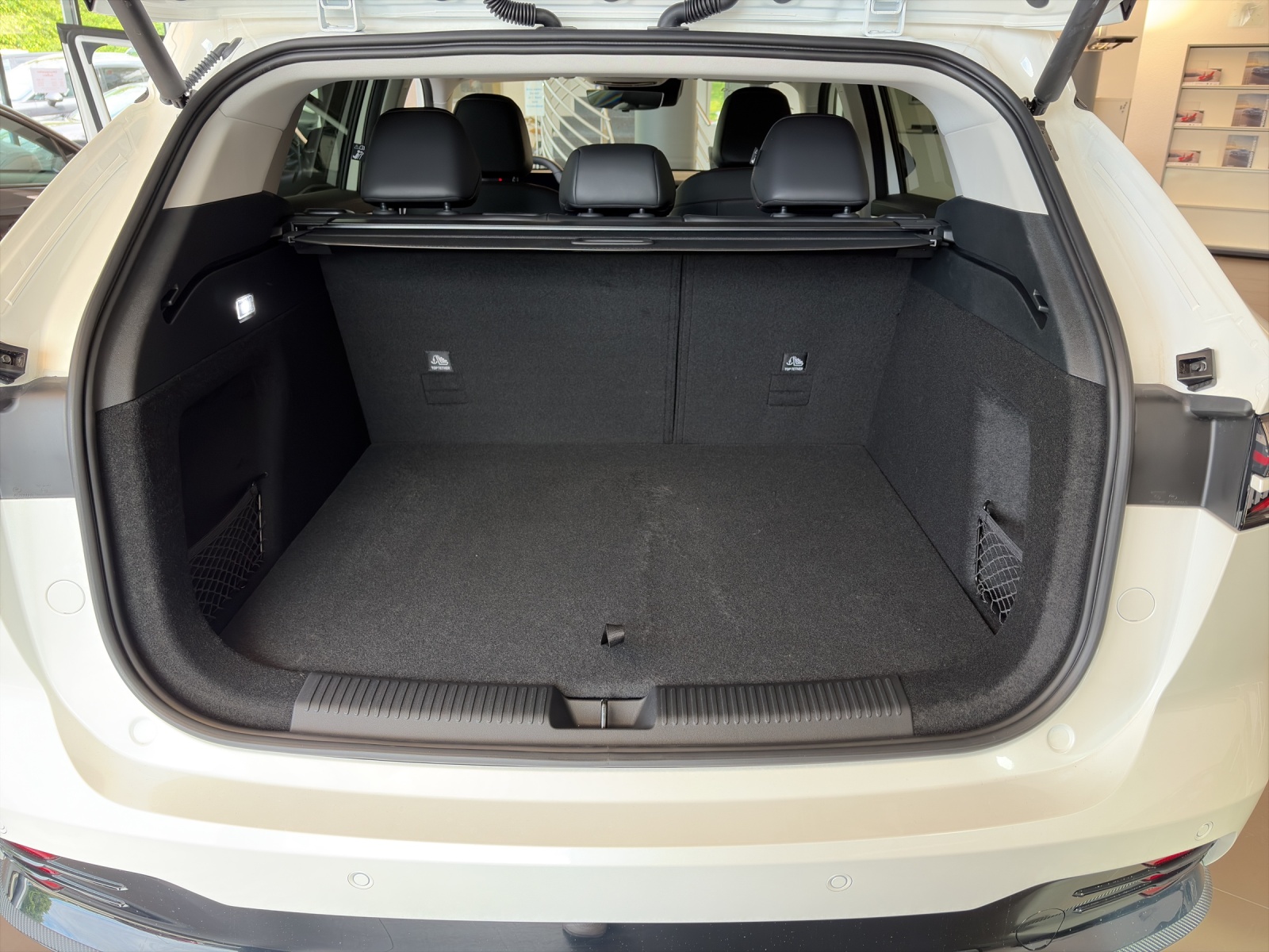 MG HS 1.5 Hybrid Luxury-image-6