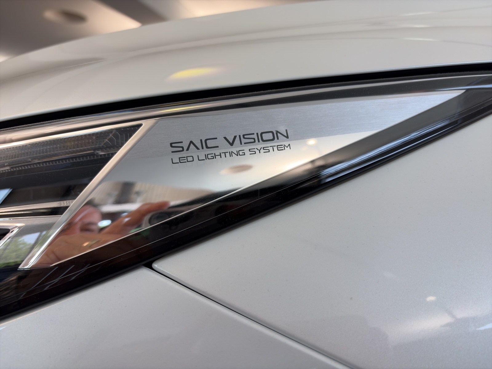 MG HS 1.5 Hybrid Luxury-image-9