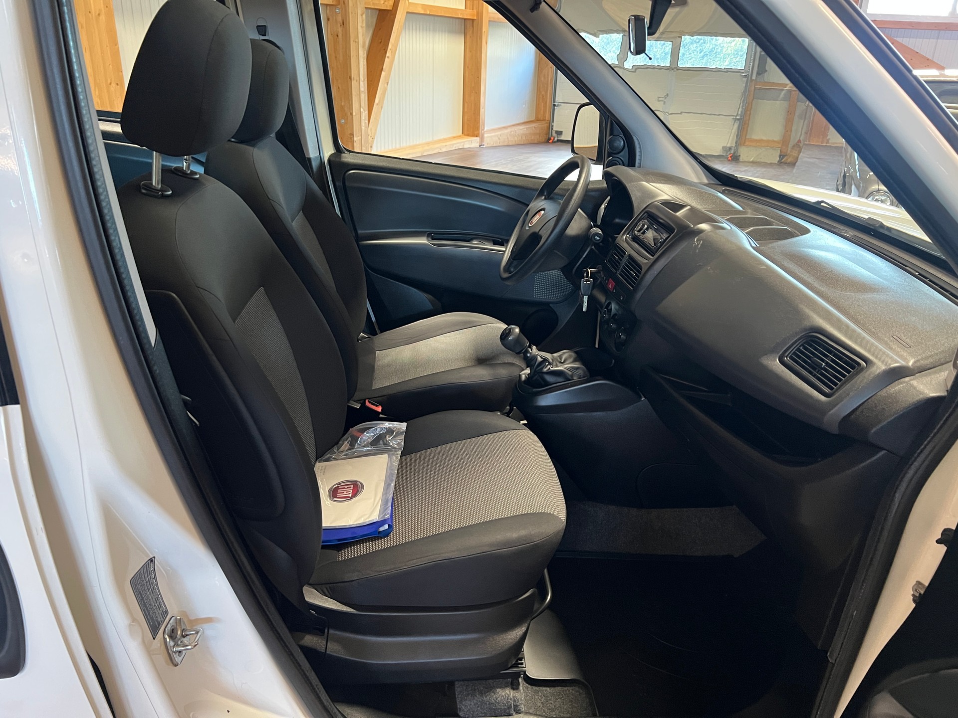 FIAT Doblò 1.4 Active-image-11