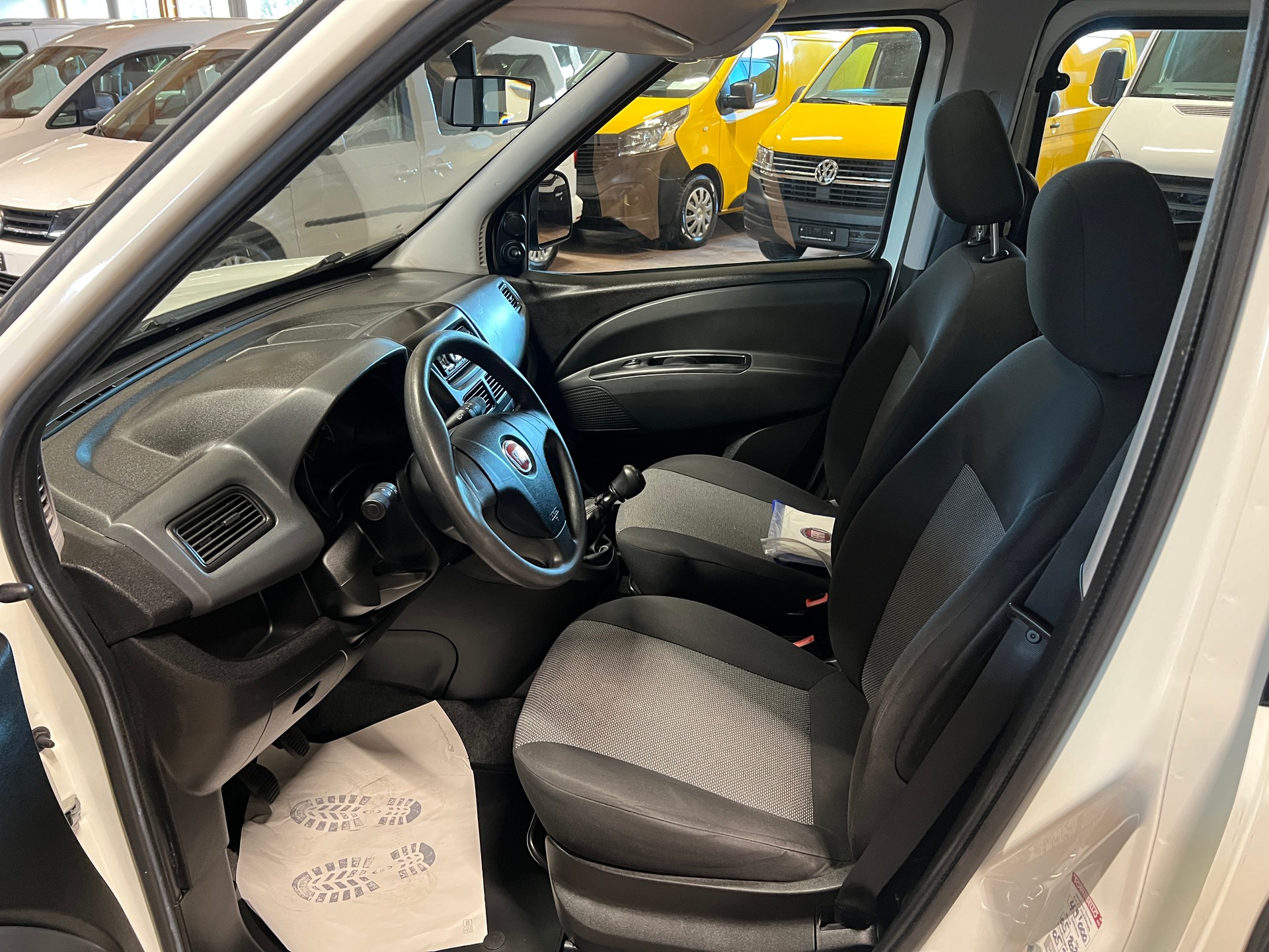FIAT Doblò 1.4 Active-image-8
