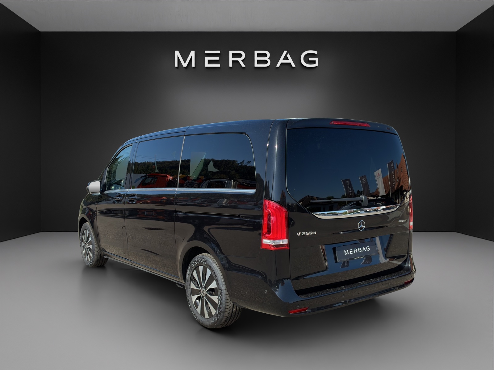 MERCEDES-BENZ V 250 d lang Avantgarde 4Matic G-Tronic-image-3
