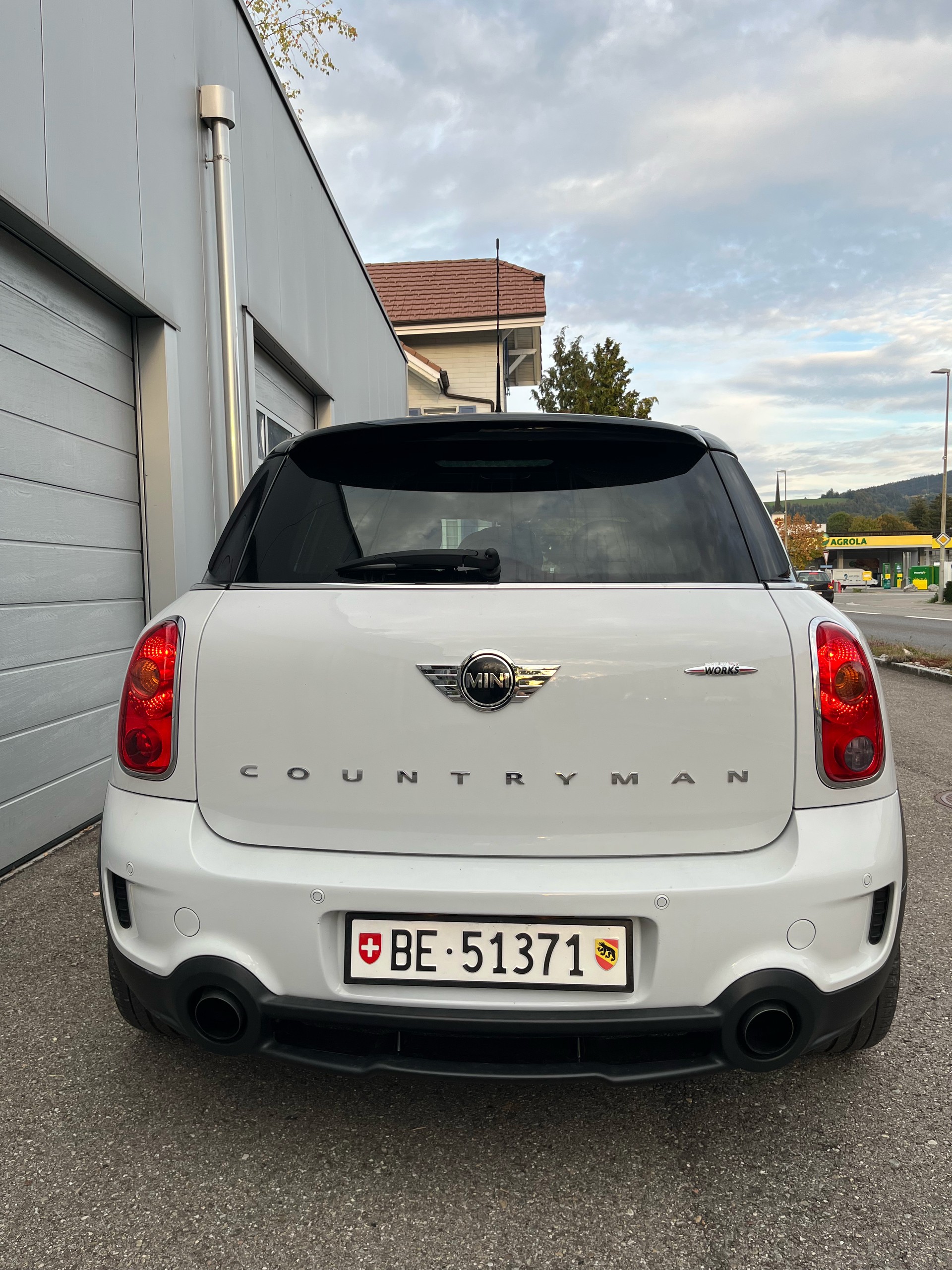 MINI MINI Countryman R60 1.6i John Cooper Works ALL4 Steptronic - harman kardon sound - Navi - Leder - 8-fach Alu-image-5