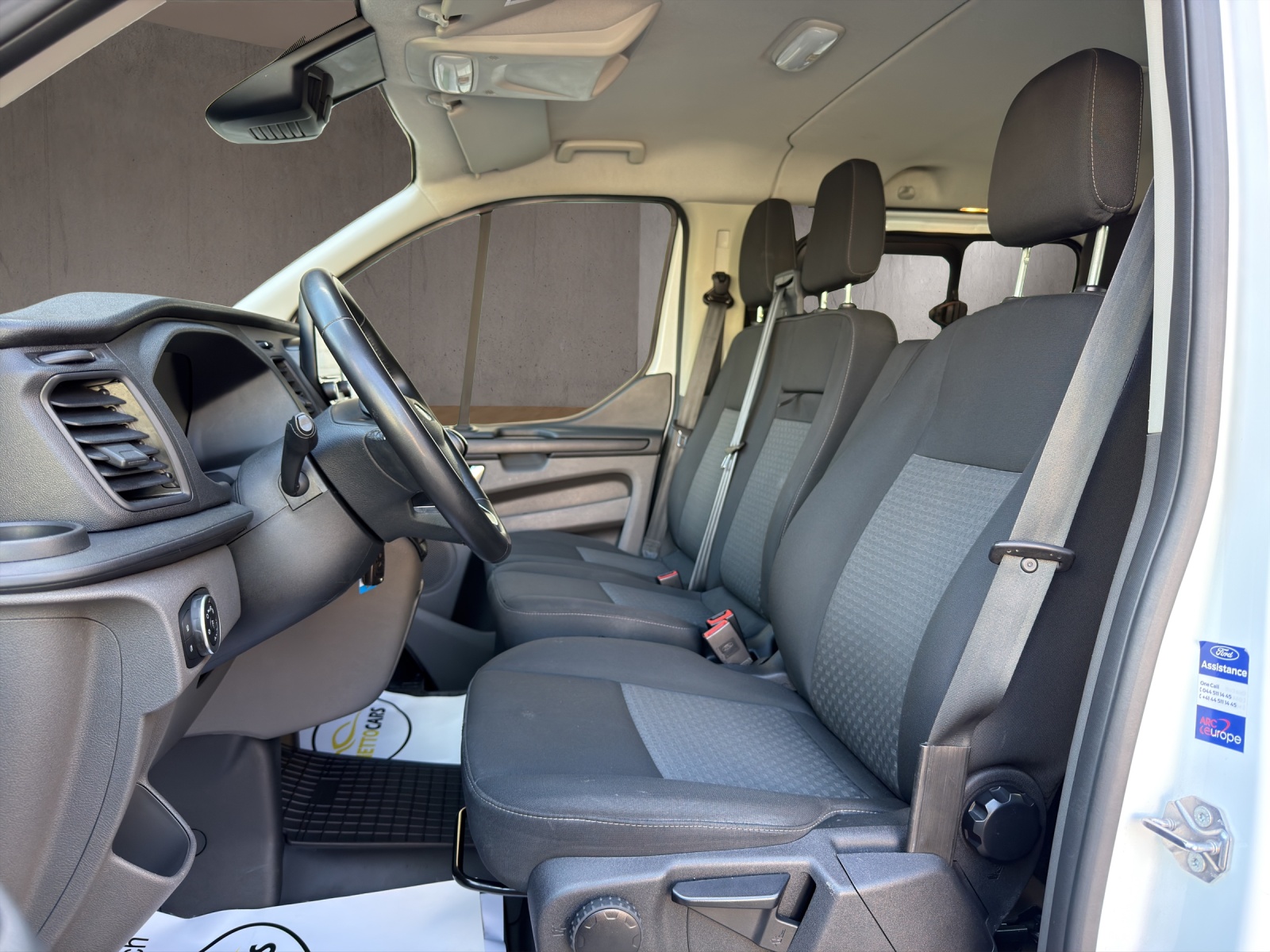 FORD Transit Custom Van 300 L2H1 DK Trend-image-7