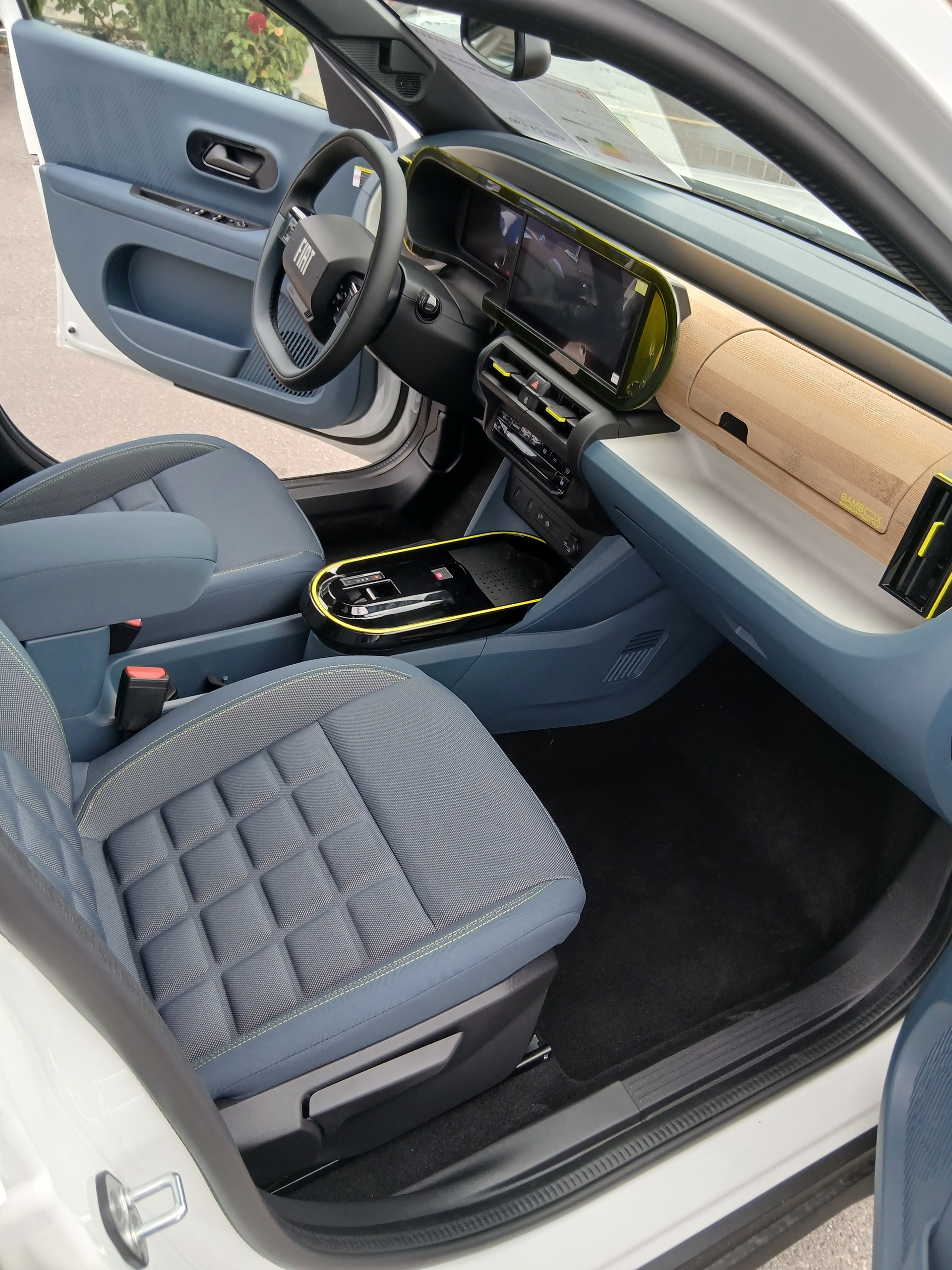 FIAT Grande Panda MHEV La Prima-image-9