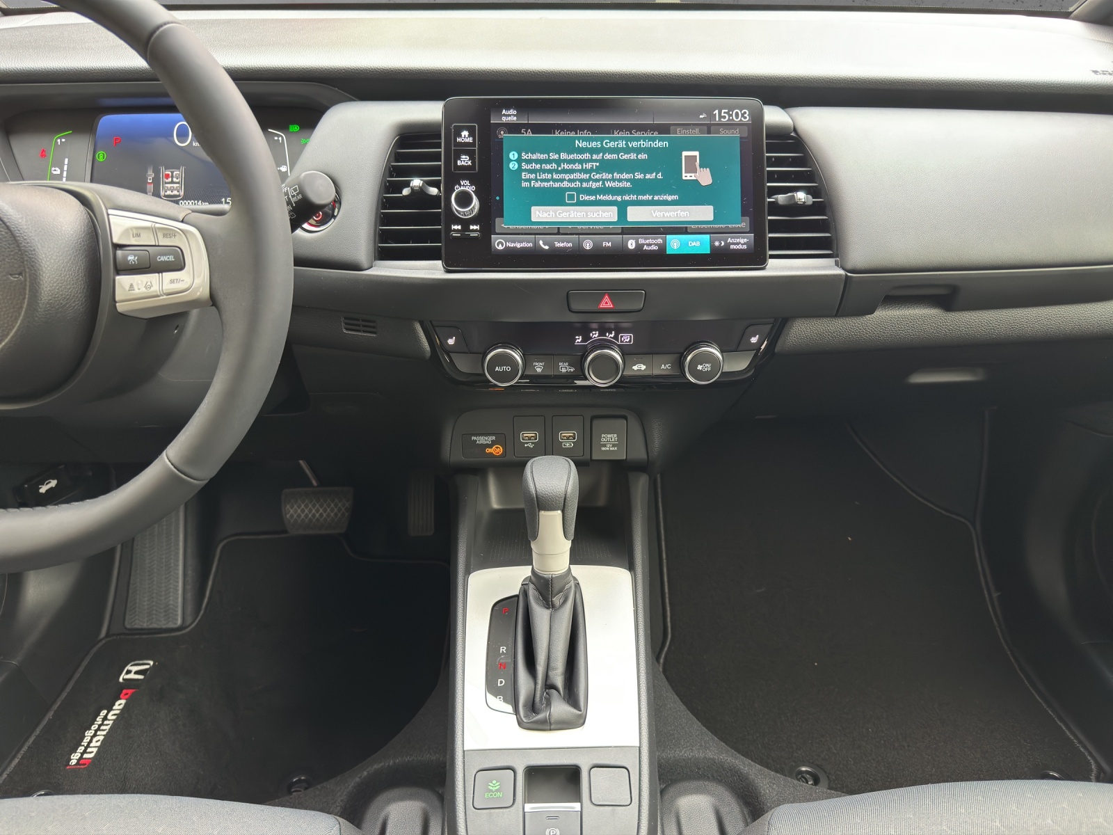 HONDA Jazz 1.5i-MMD Elegance E-CVT-image-8