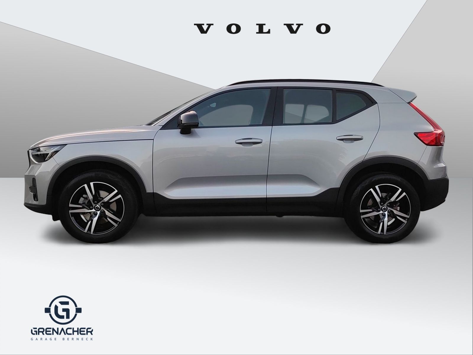 VOLVO XC40 2.0 B4 MH Plus Dark AWD-image-2