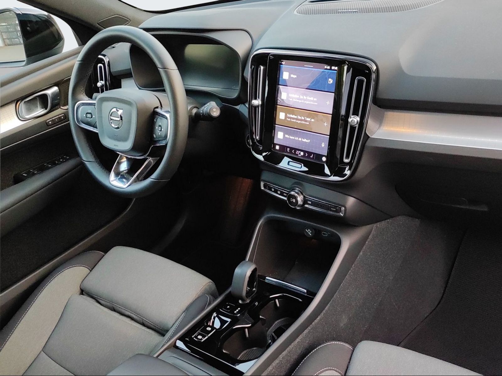 VOLVO XC40 2.0 B4 MH Plus Dark AWD-image-15