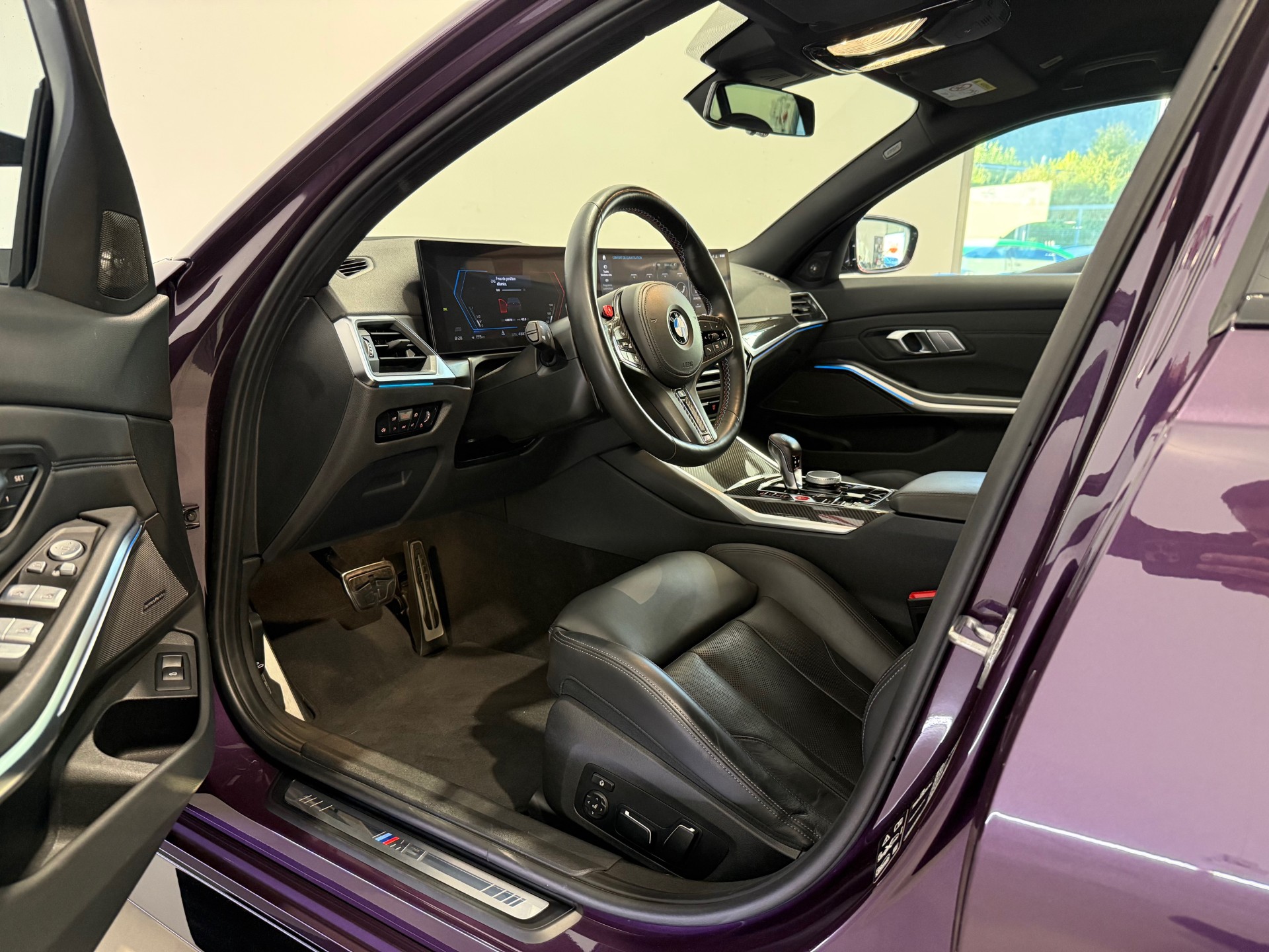 BMW M3 Competition M xDrive-image-9