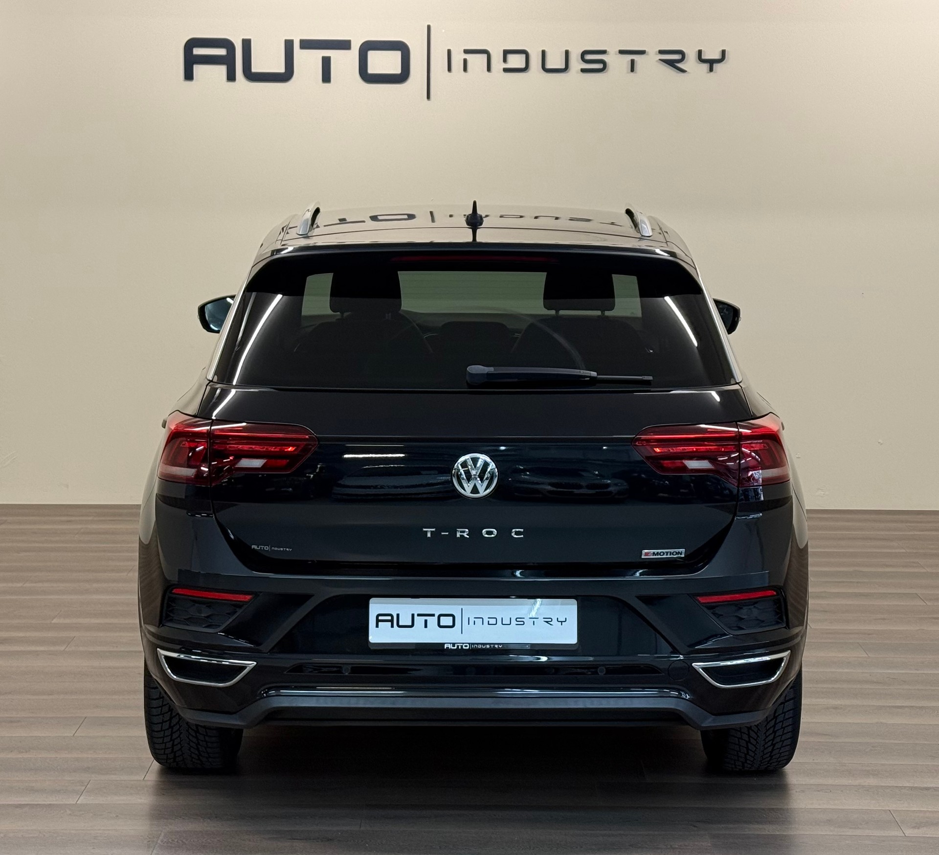 VW T-Roc 1.5 TSI R-Line EVO Sport DSG 4Motion-image-8