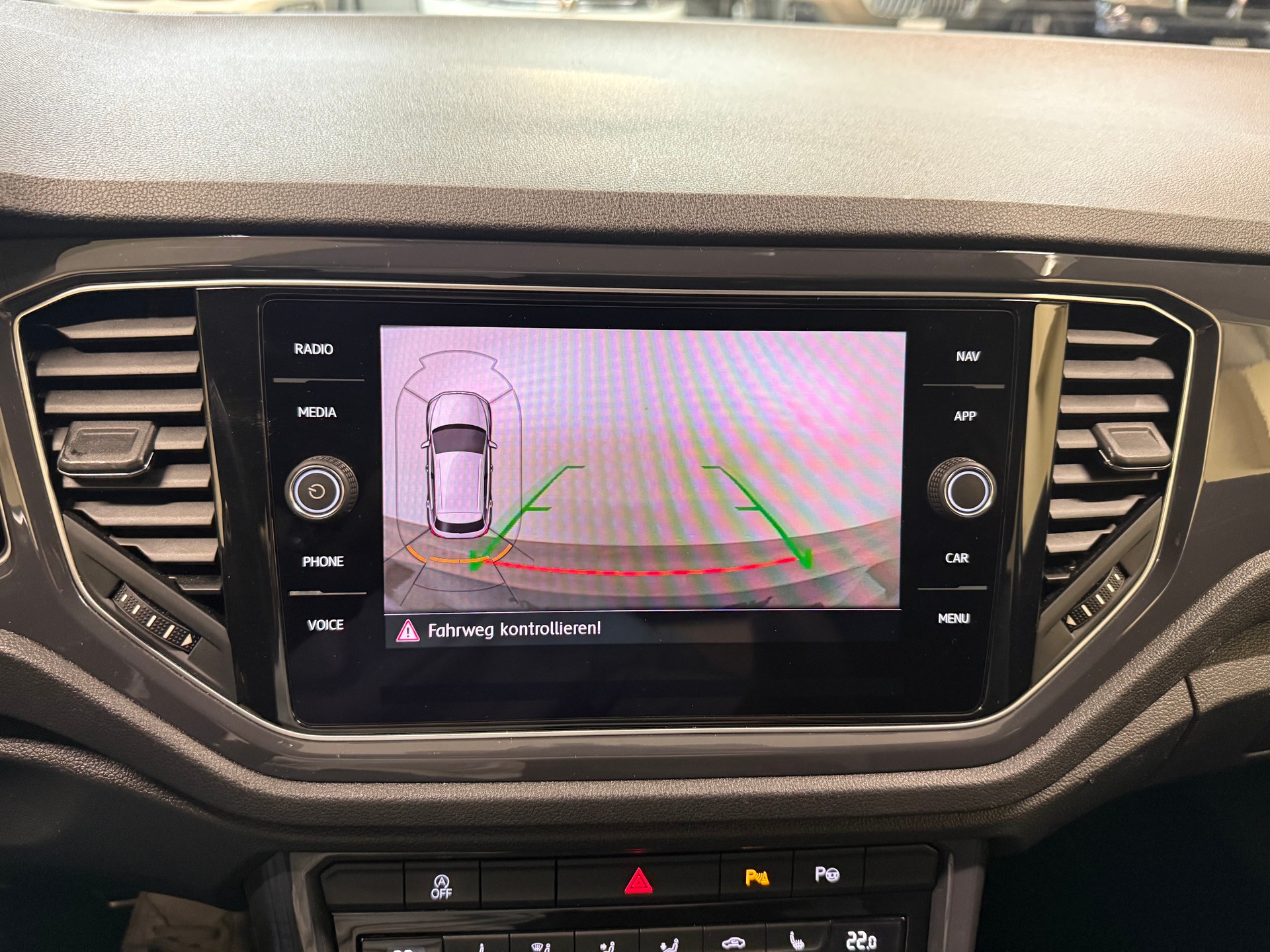 VW T-Roc 1.5 TSI R-Line EVO Sport DSG 4Motion-image-20