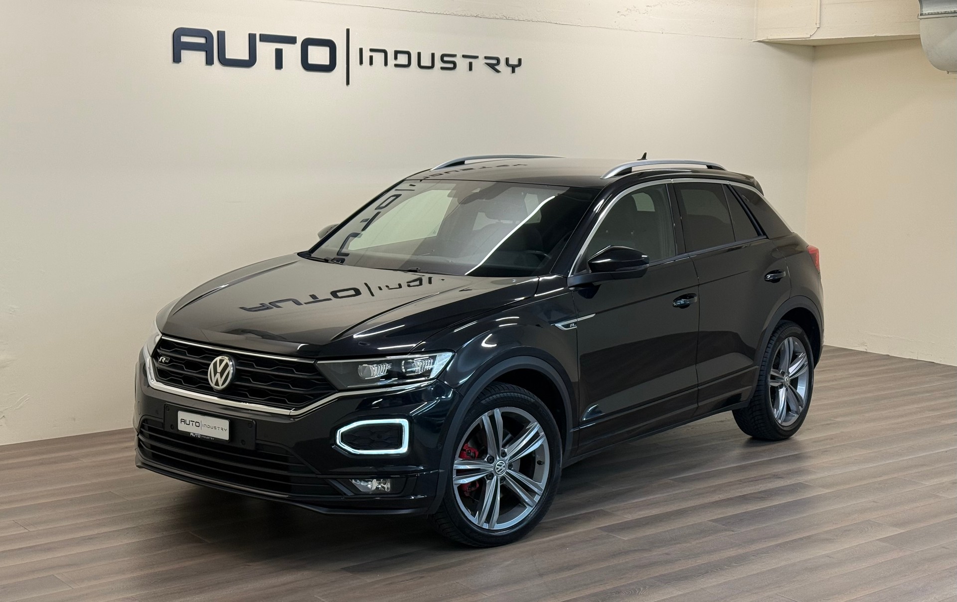 VW T-Roc 1.5 TSI R-Line EVO Sport DSG 4Motion-image-0