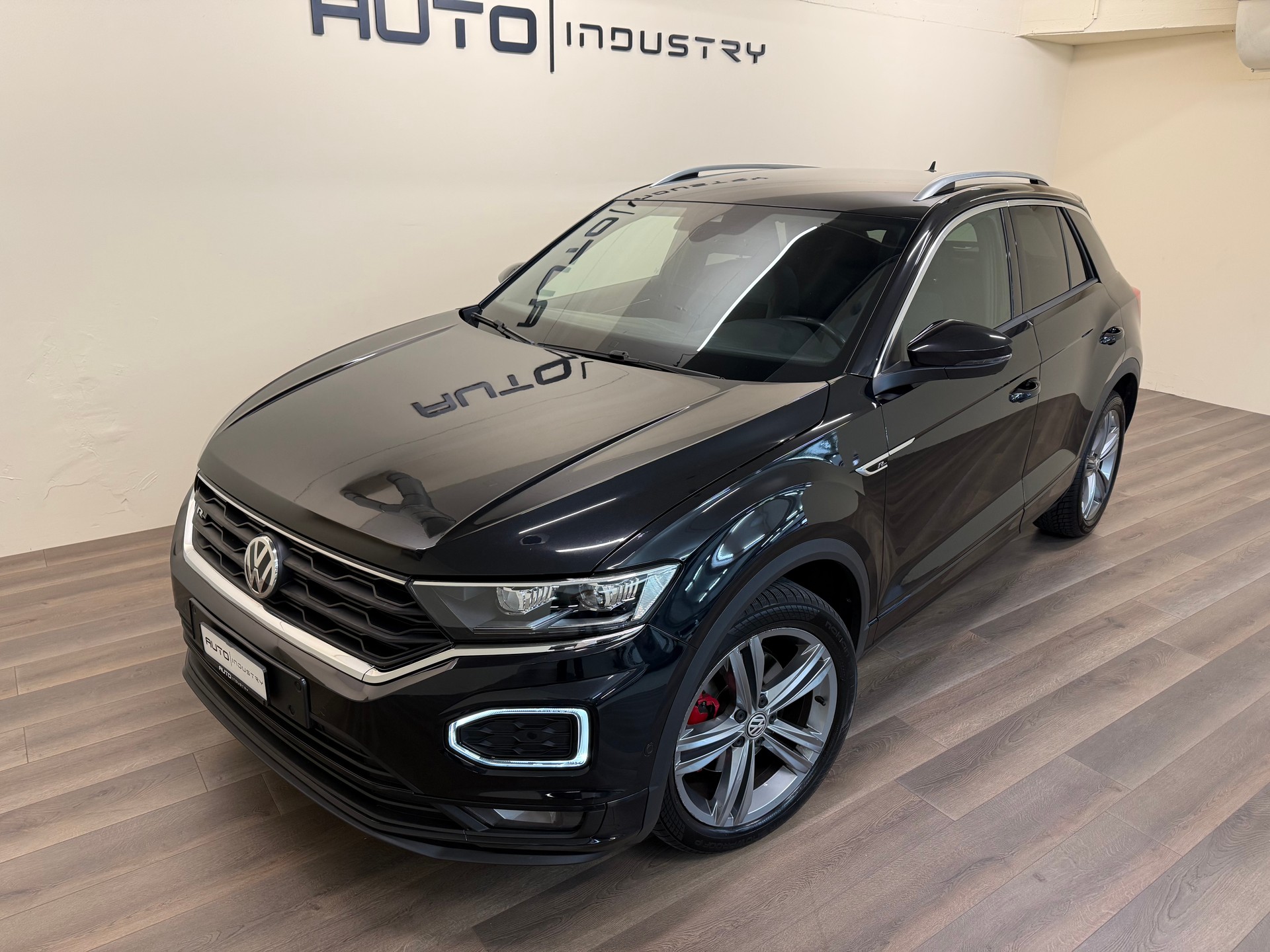 VW T-Roc 1.5 TSI R-Line EVO Sport DSG 4Motion-image-1