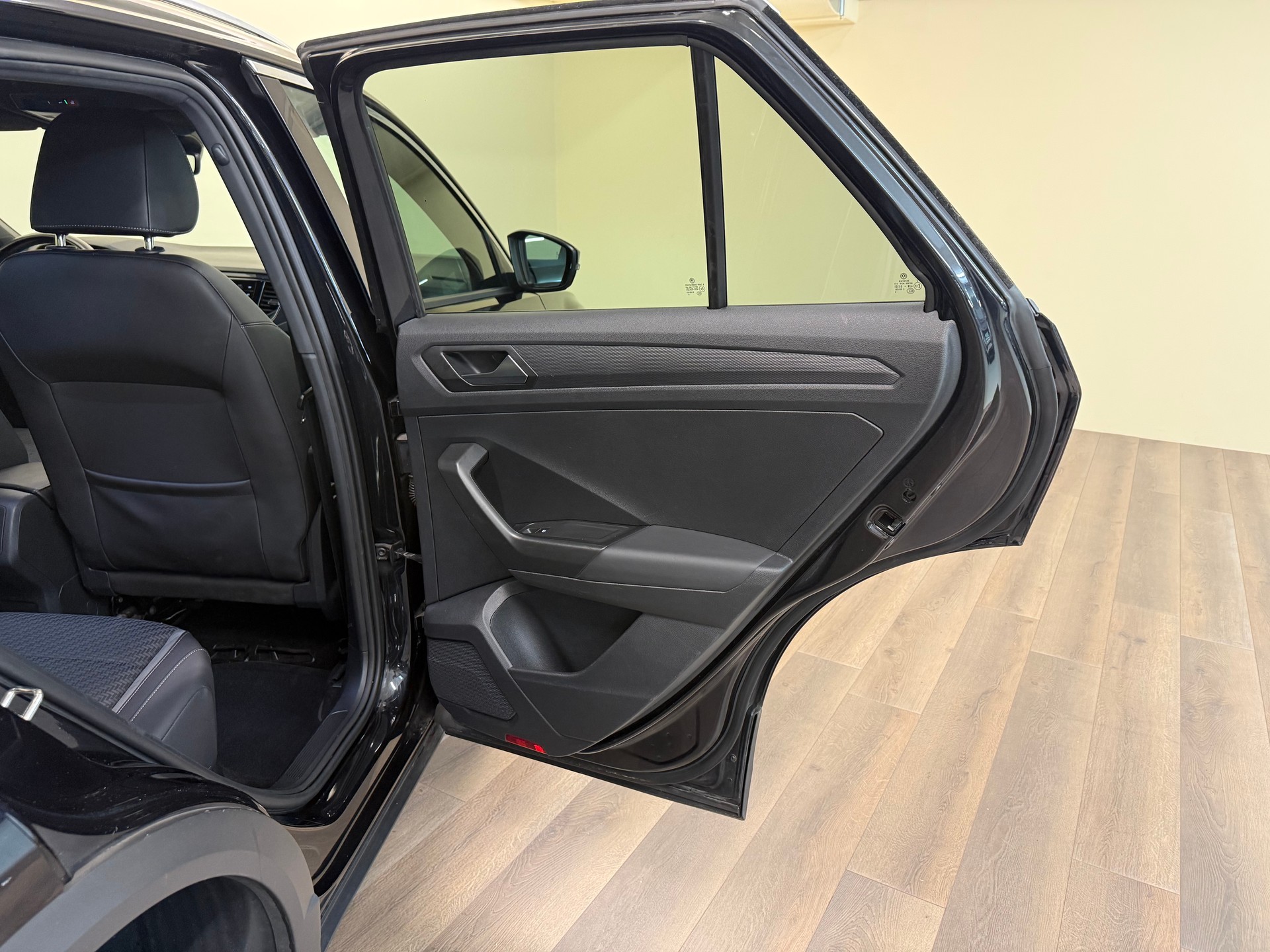 VW T-Roc 1.5 TSI R-Line EVO Sport DSG 4Motion-image-28