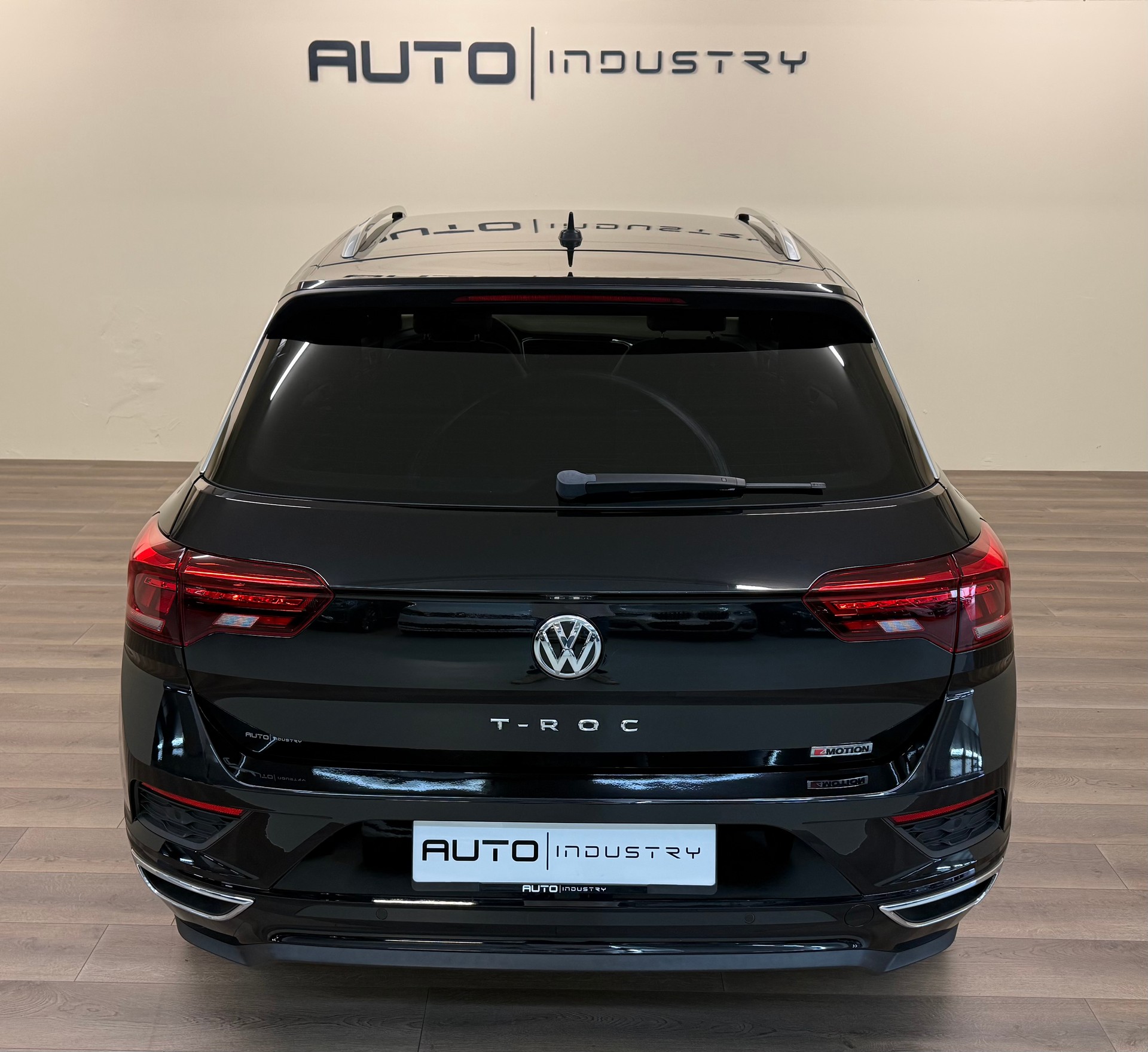 VW T-Roc 1.5 TSI R-Line EVO Sport DSG 4Motion-image-9