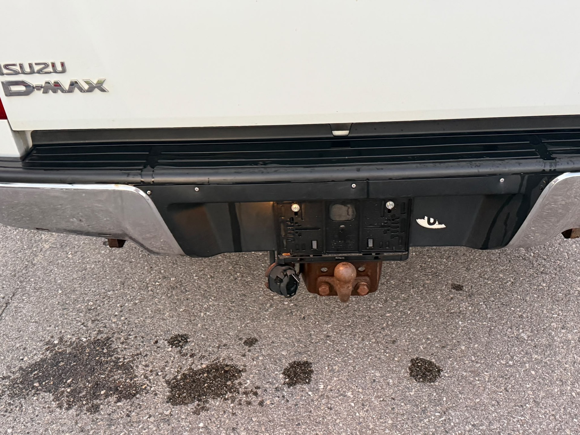 ISUZU D-MAX 2.5 Crew Cab Solar 4x4 A-image-10