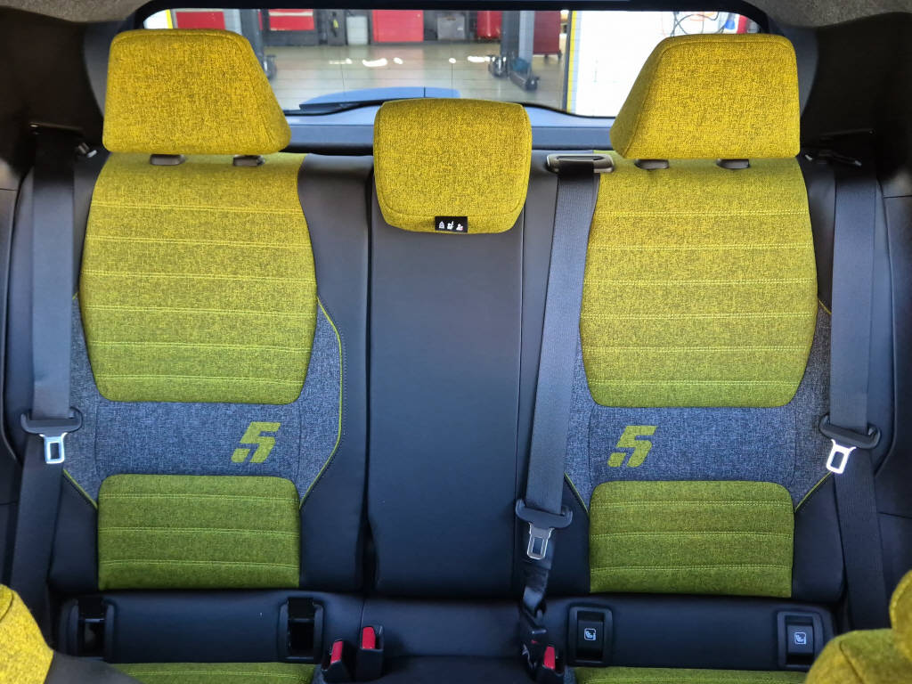 RENAULT R5 E-Tech Comfort Range iconic five-image-14