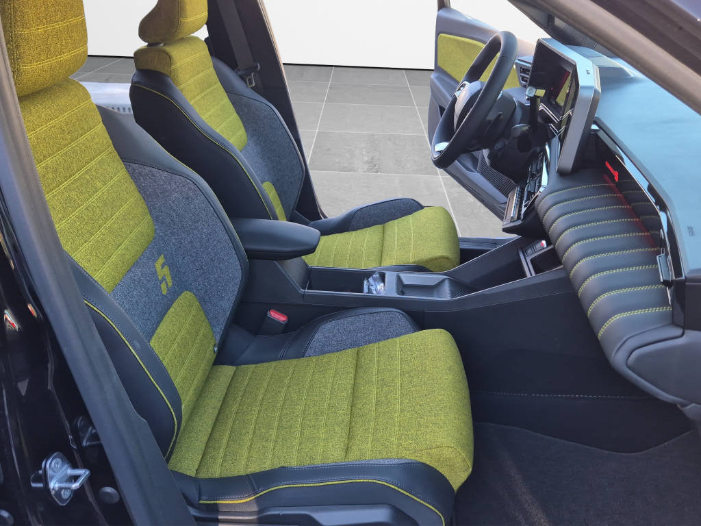 RENAULT R5 E-Tech Comfort Range iconic five-image-16
