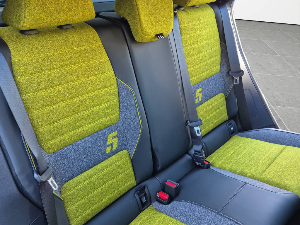 RENAULT R5 E-Tech Comfort Range iconic five-image-13