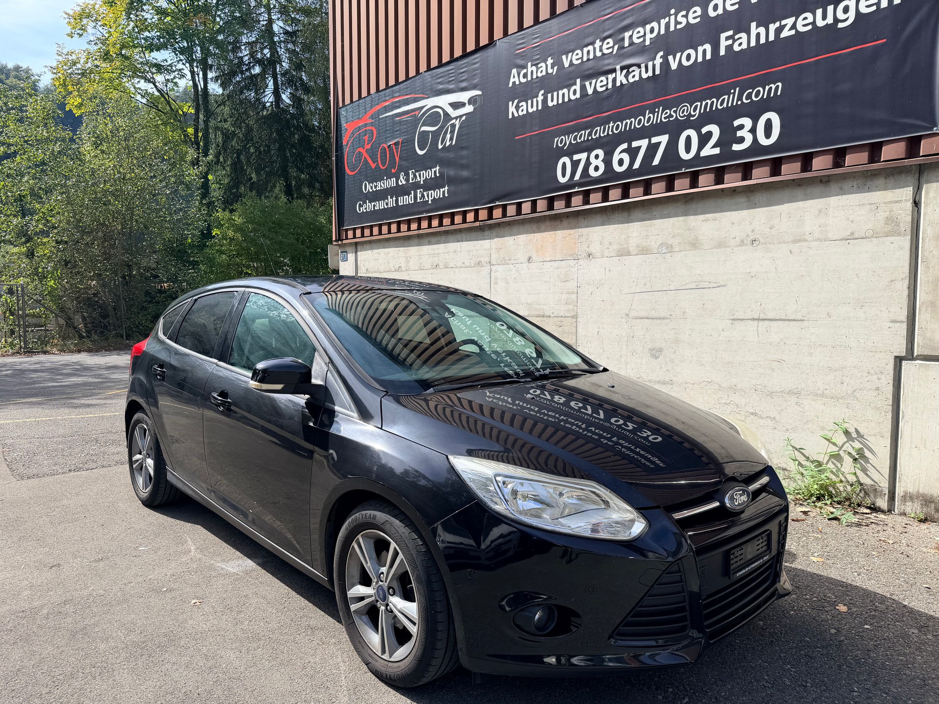 FORD Focus 1.0 SCTi Titanium-image-0