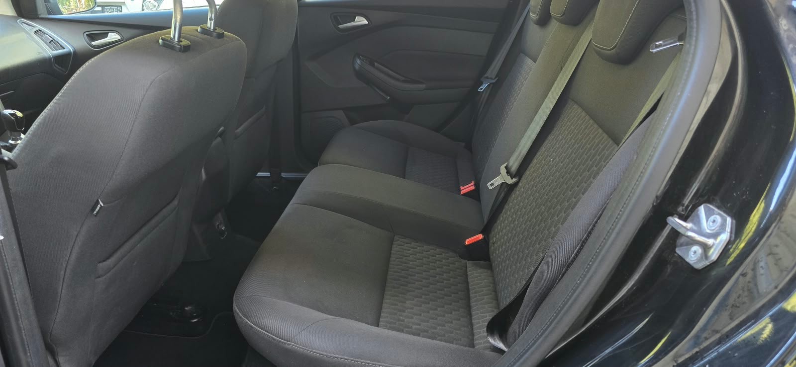 FORD Focus 1.0 SCTi Titanium-image-5