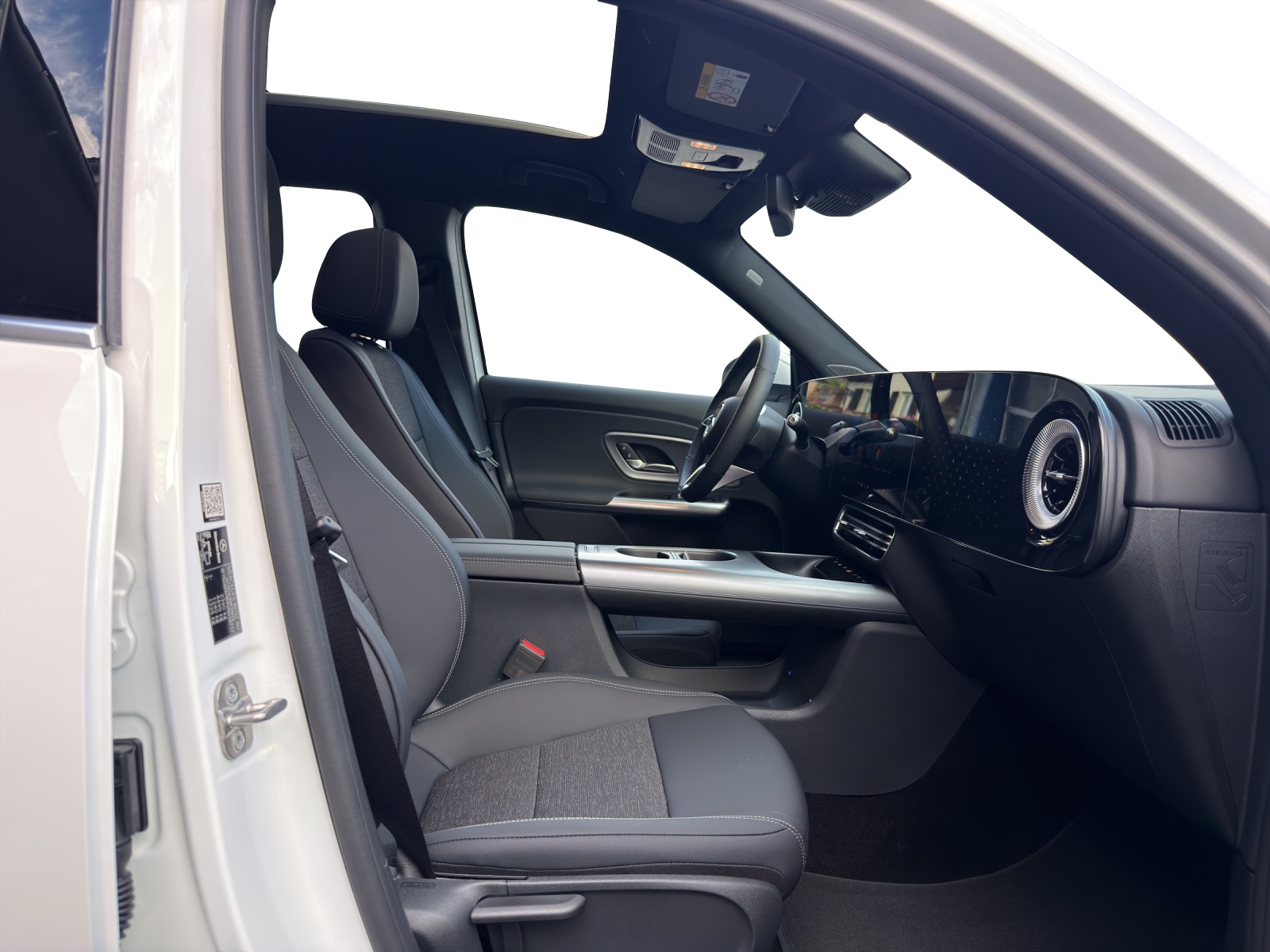 MERCEDES-BENZ GLB 220 4Matic 8G-Tronic-image-13
