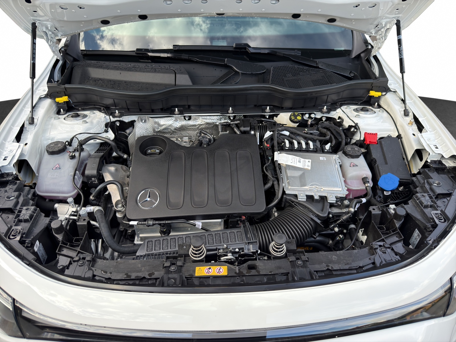 MERCEDES-BENZ GLB 220 4Matic 8G-Tronic-image-18