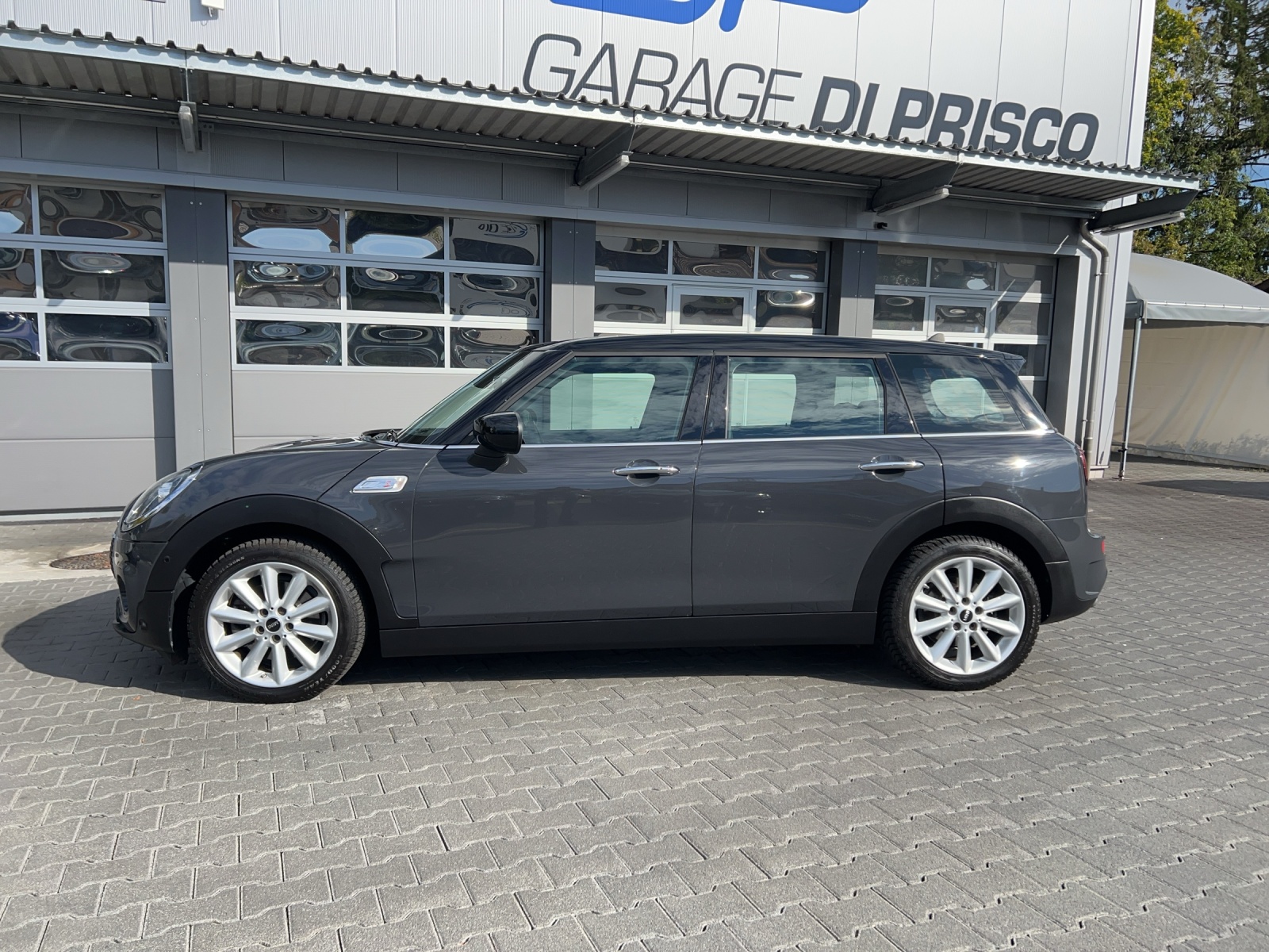 MINI Clubman Cooper S ALL4 Steptronic-image-1