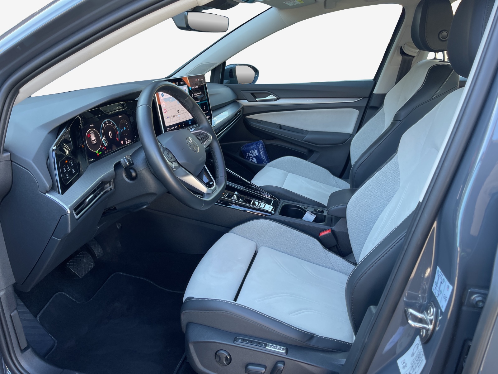 VW Golf 1.5 e TSI mHEV Style DSG-image-7