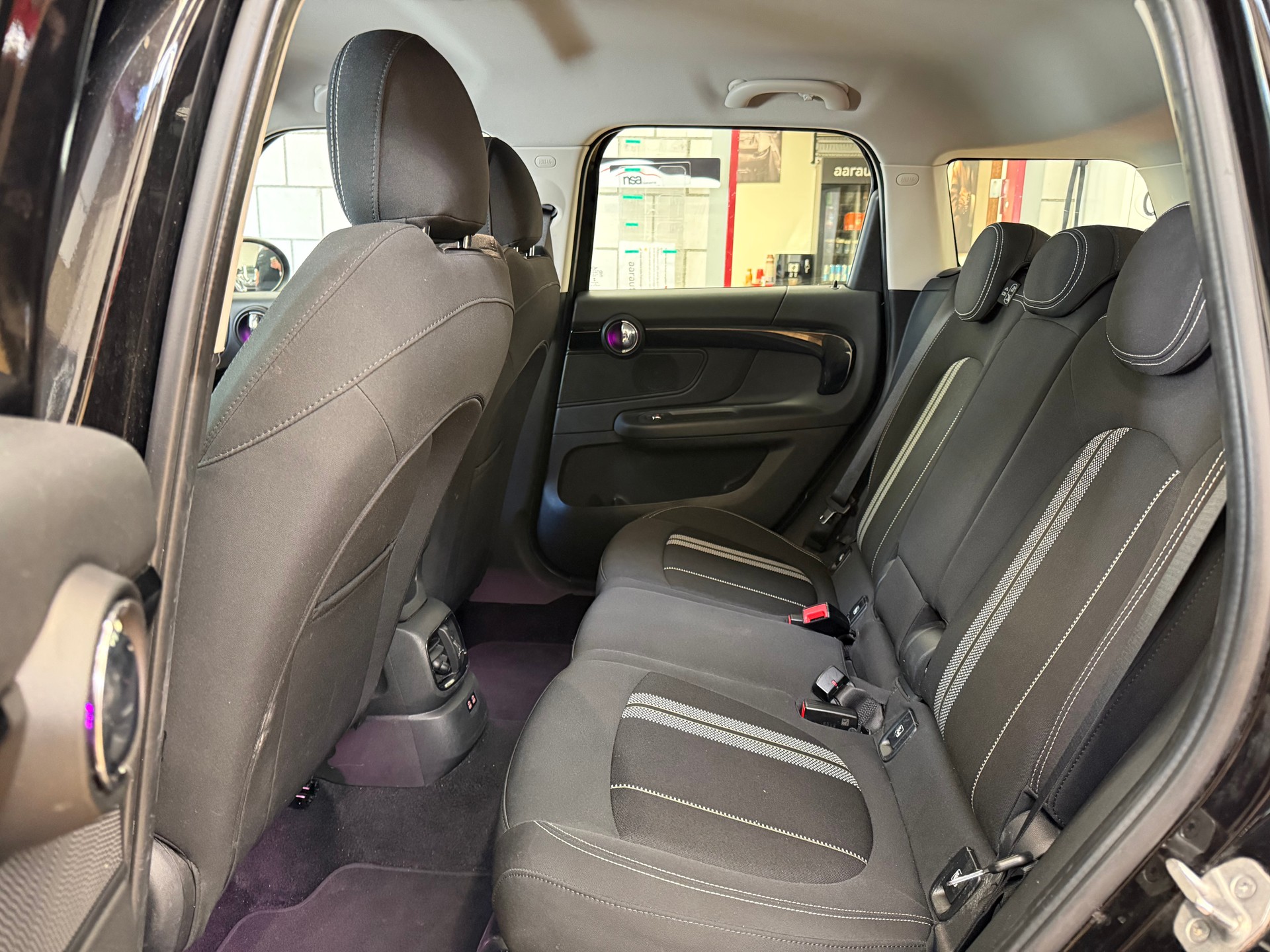 MINI Countryman F60 2.0i Cooper S ALL4-image-16