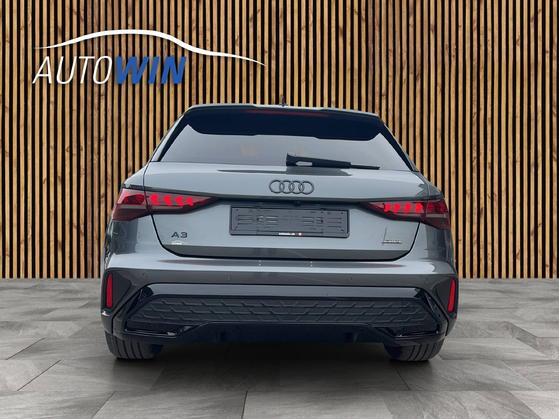 AUDI A3 Sportback 2.0 TFSI S Line quattro S-Tronic-image-4