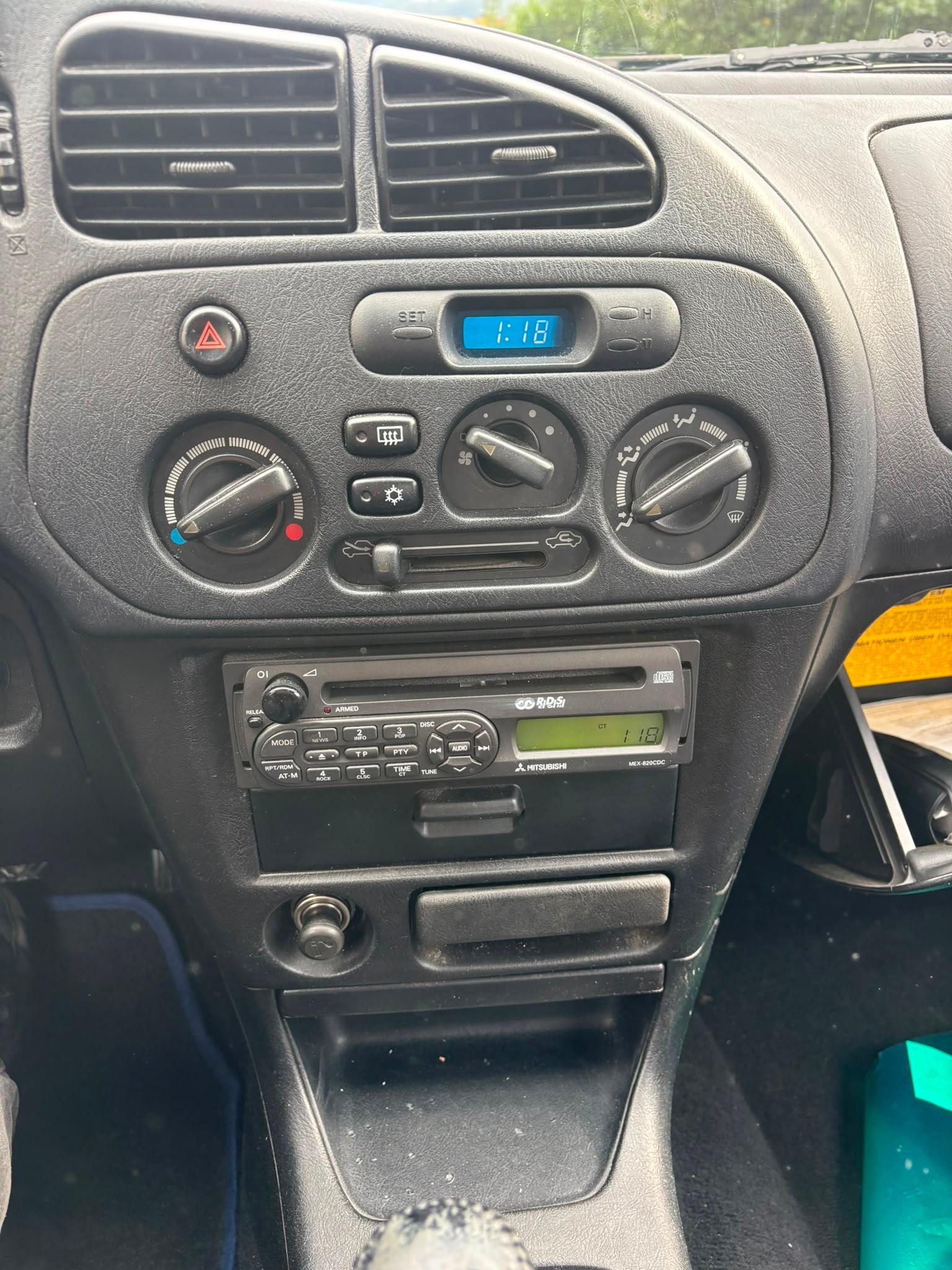 MITSUBISHI Colt 1.3 16V Spirit-image-4