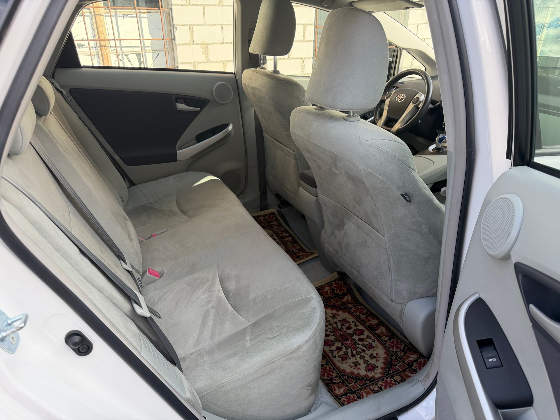 TOYOTA Prius 1.8 16V HSD Luna-image-7