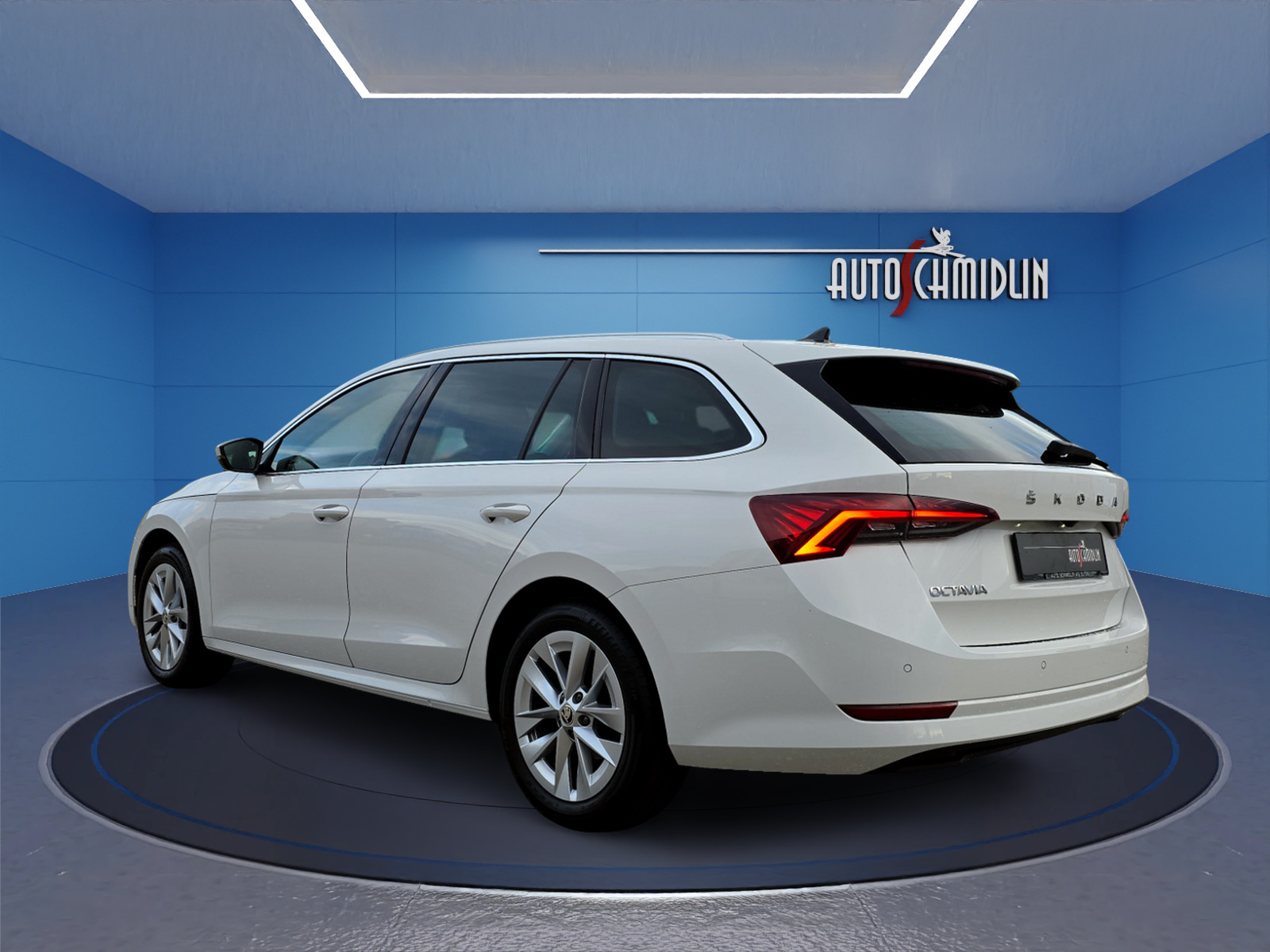 SKODA Octavia Combi 2.0 TDI DSG Ambition-image-4