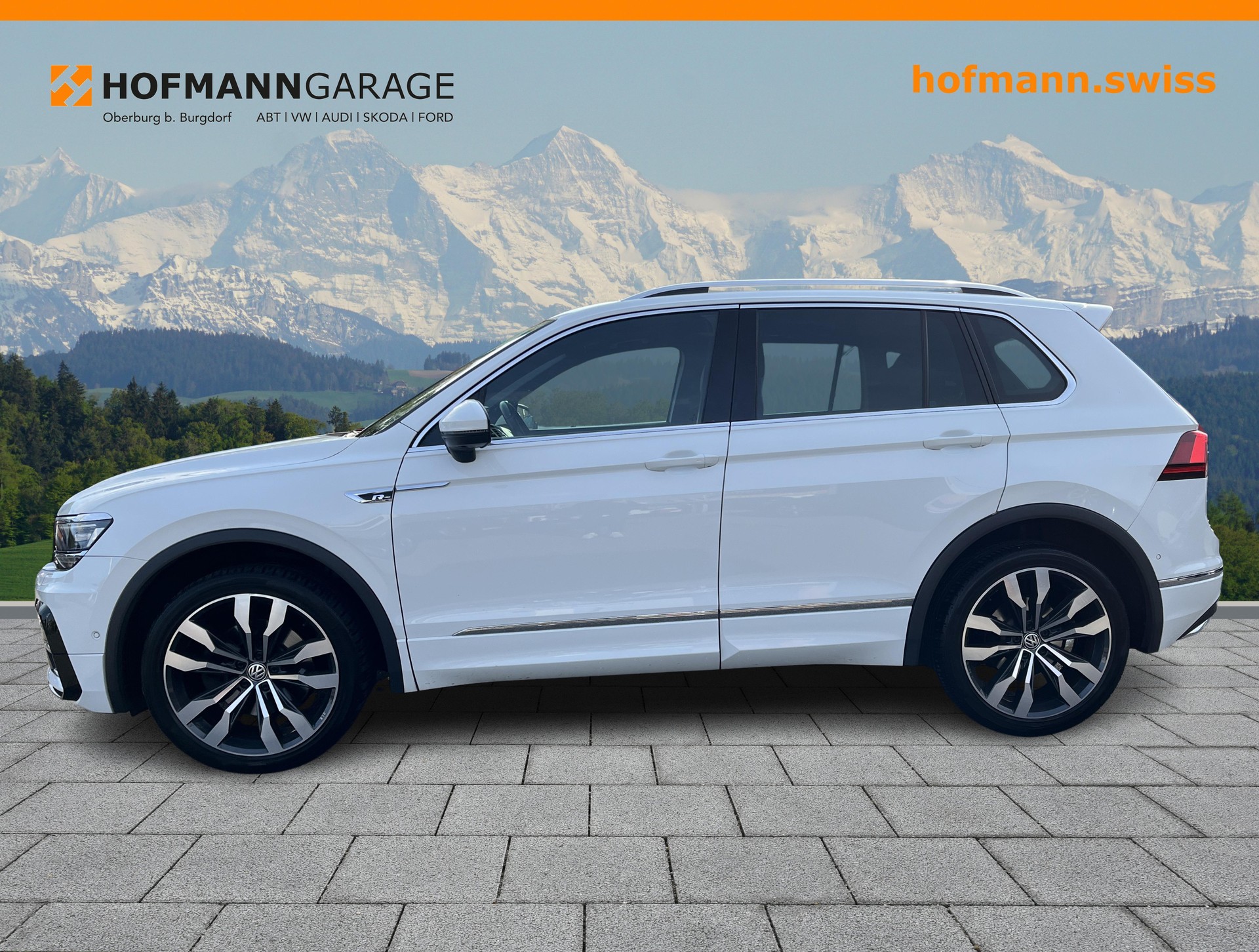 VW Tiguan 2.0TSI Highline R-Line 4Motion DSG-showroom-element-2