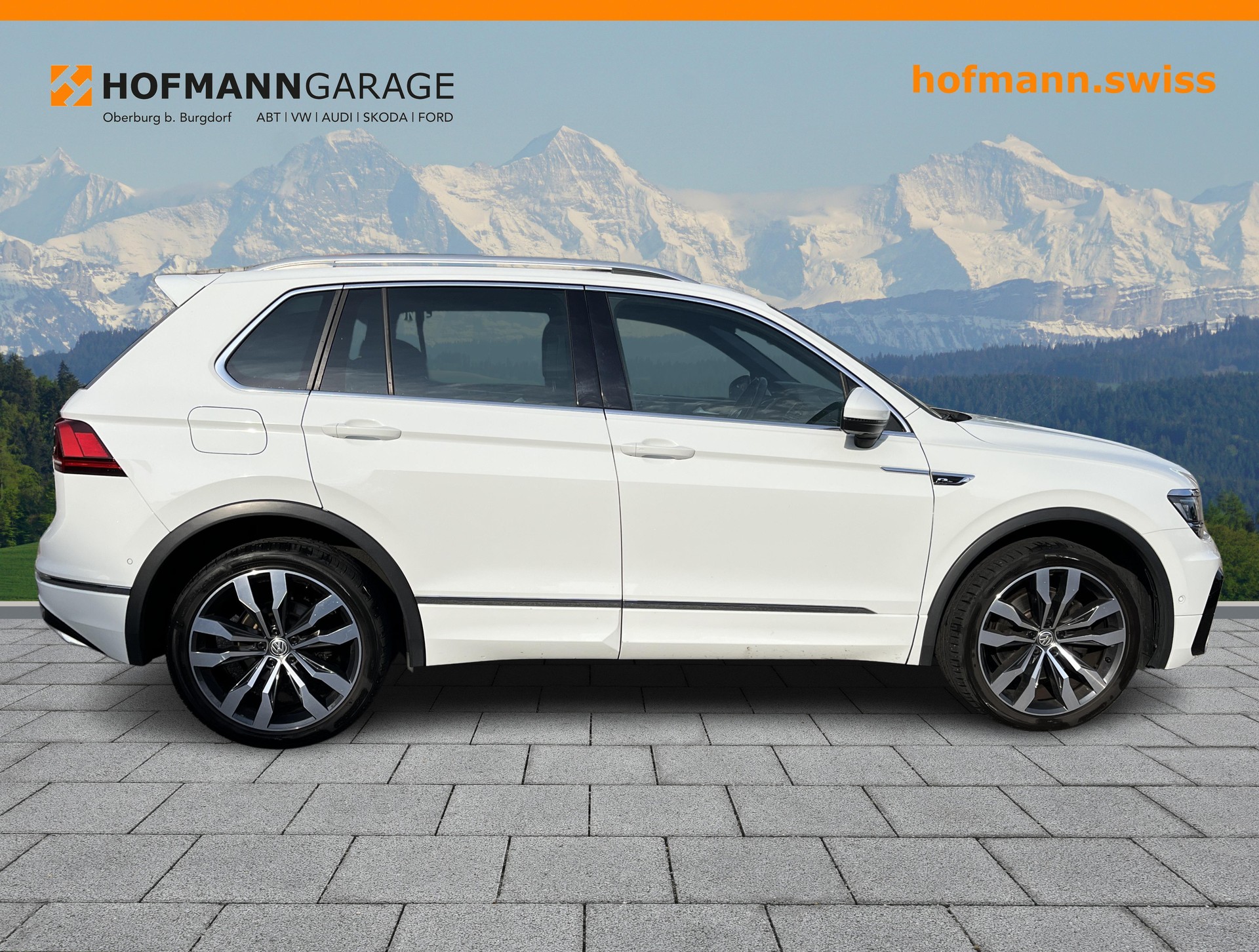 VW Tiguan 2.0TSI Highline R-Line 4Motion DSG-showroom-element-3