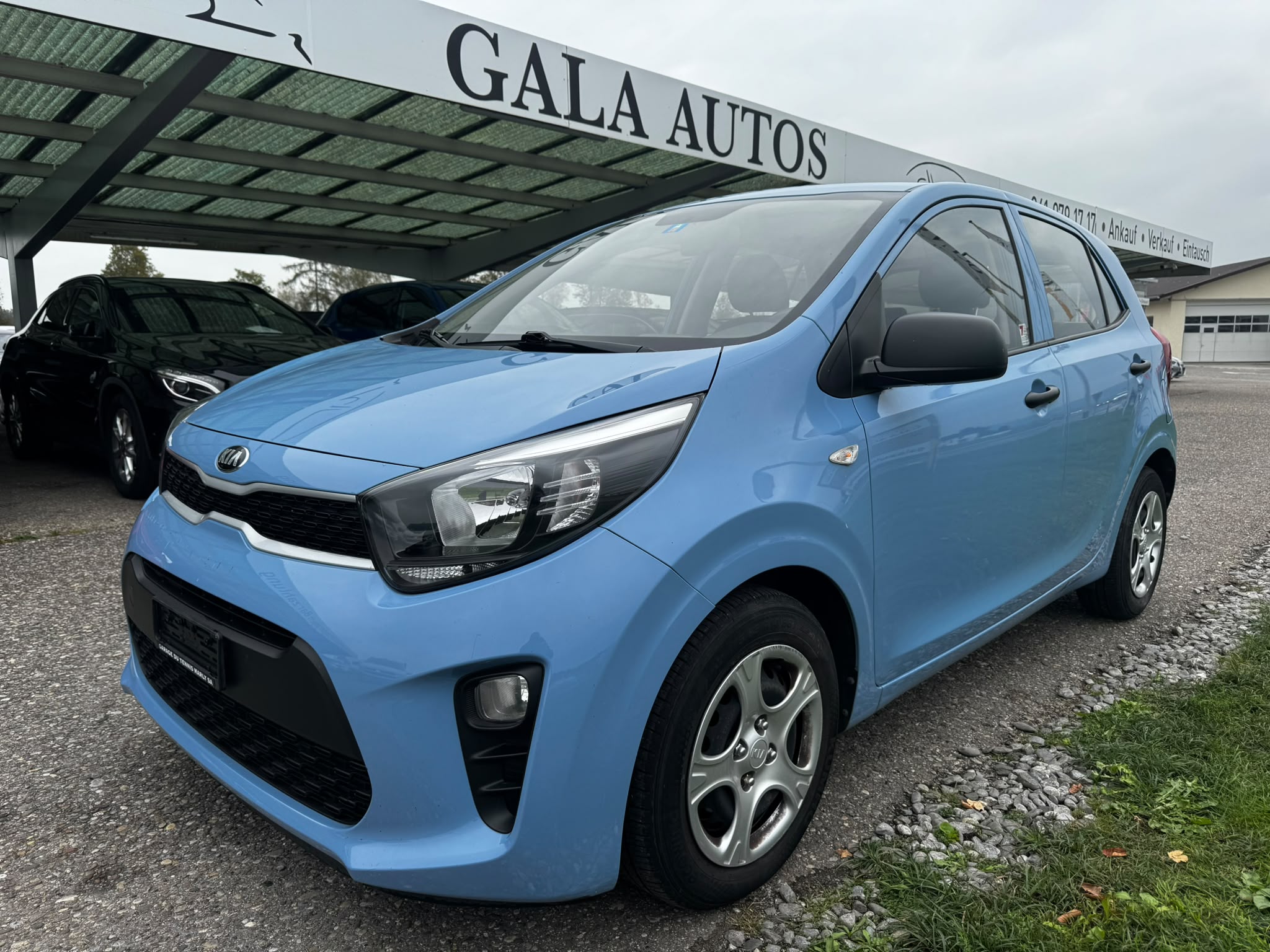 Car photo