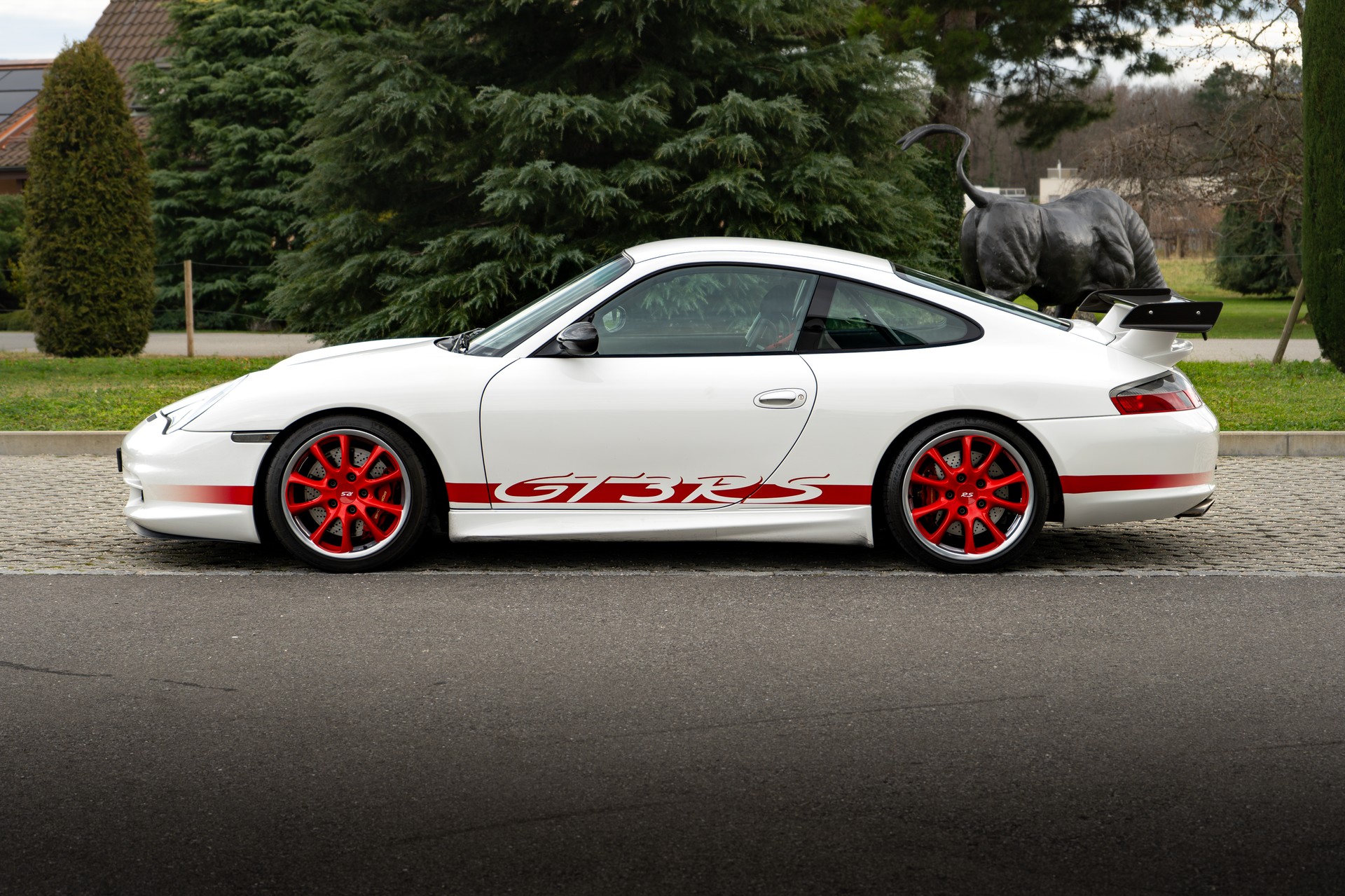 PORSCHE 911 GT3 RS-image-5