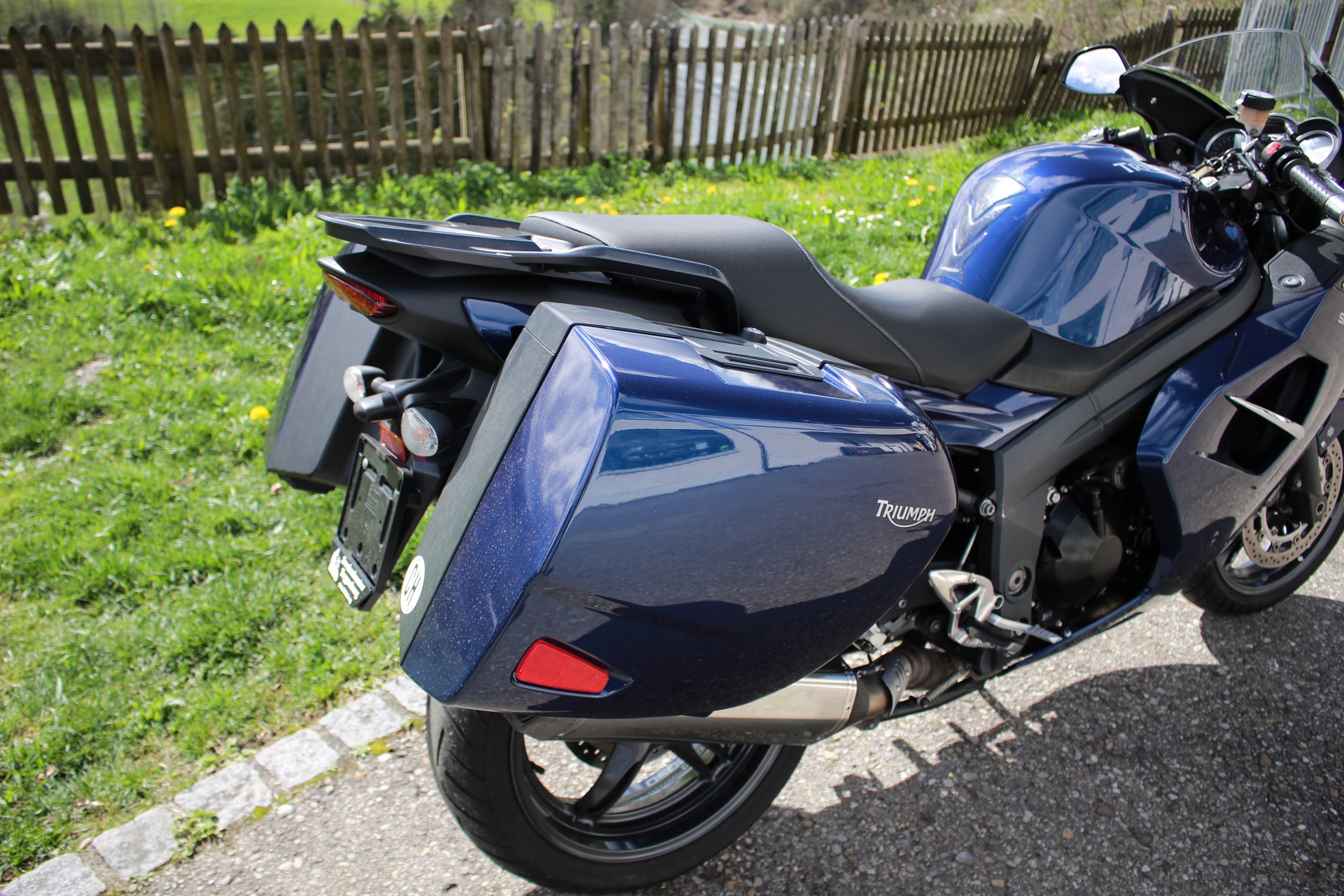 TRIUMPH Sprint GT ABS 1050-image-4