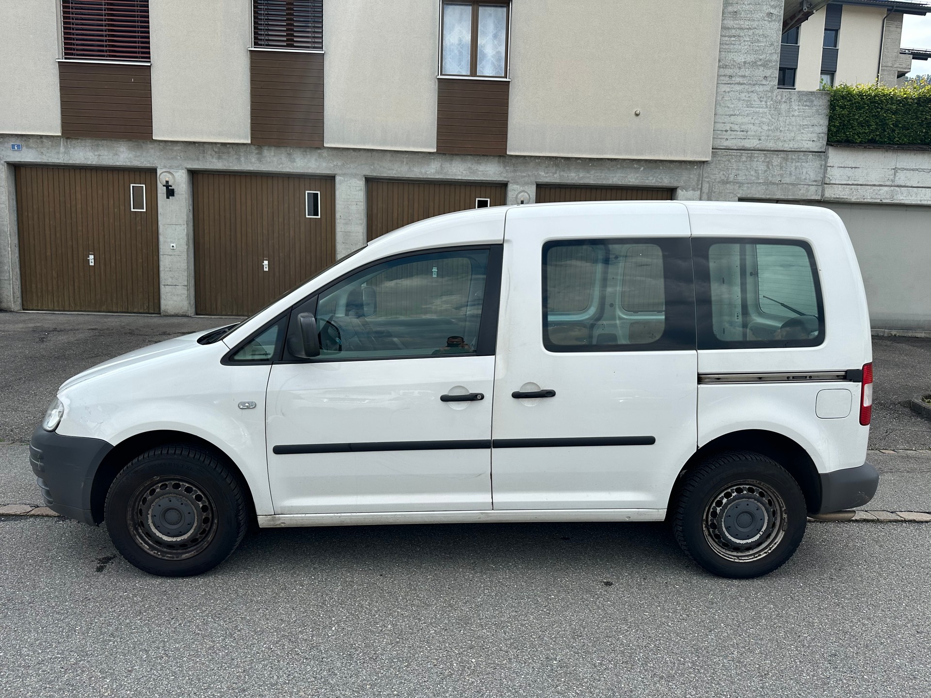 VW Caddy 2.0 EcoFuel-image-3