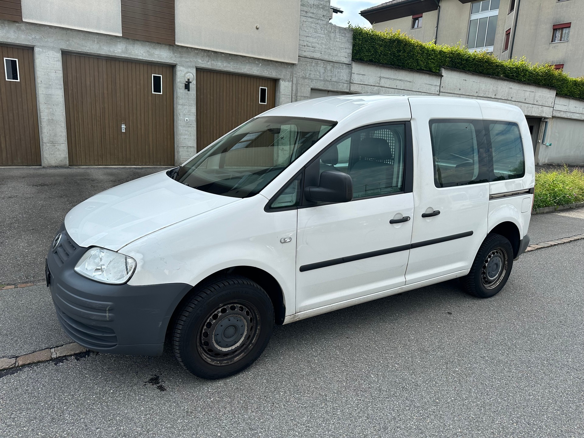 VW Caddy 2.0 EcoFuel-image-2