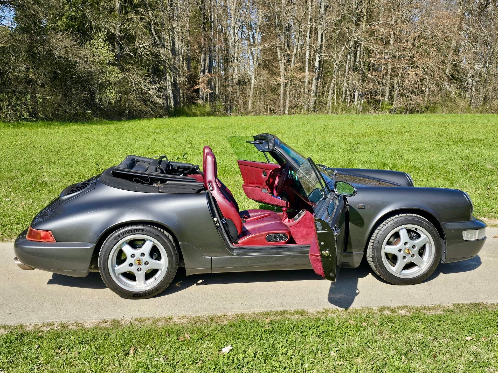 PORSCHE 911 Carrera 2-image-3