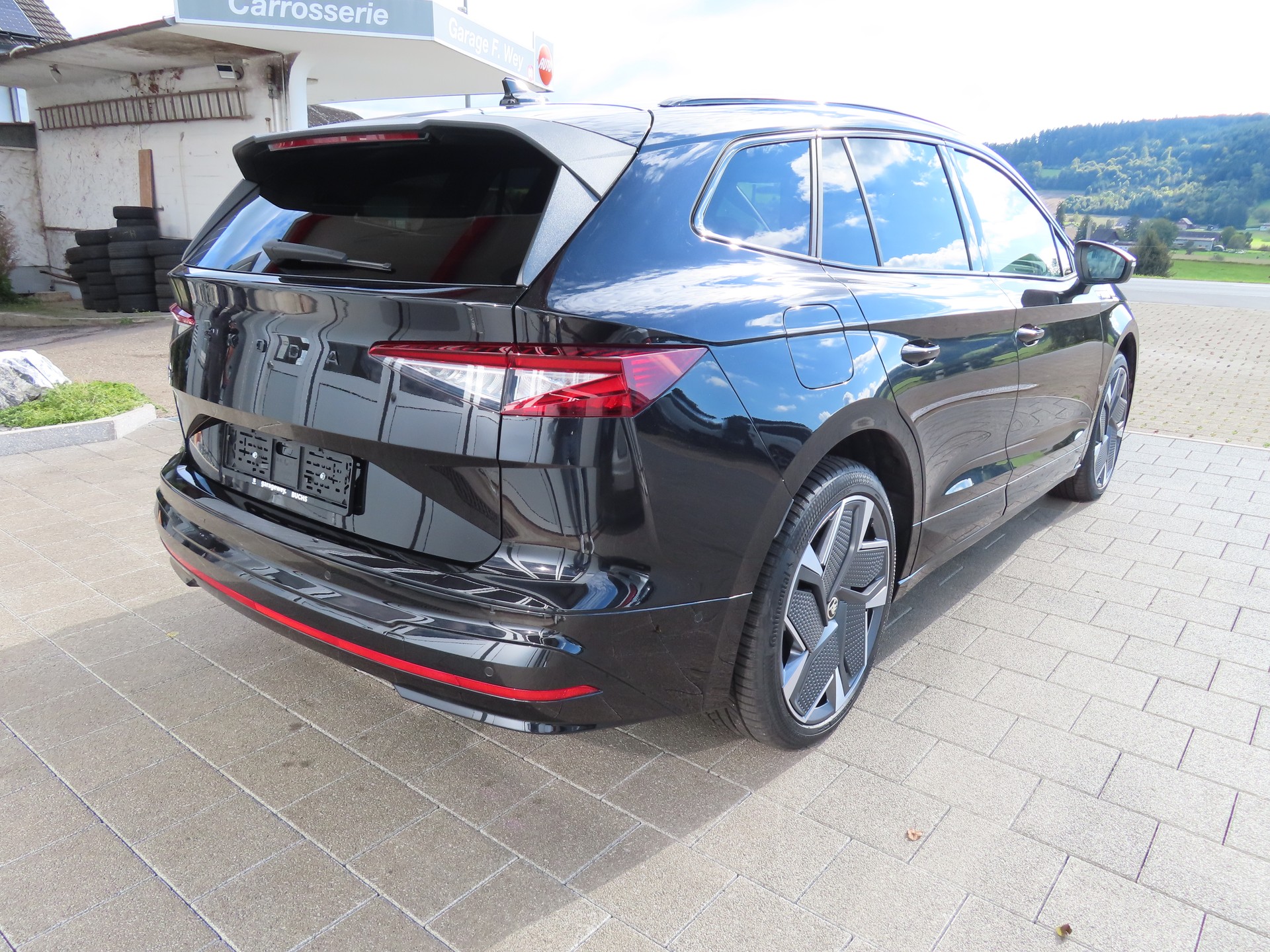 SKODA Enyaq 85x RS 4x4-image-3