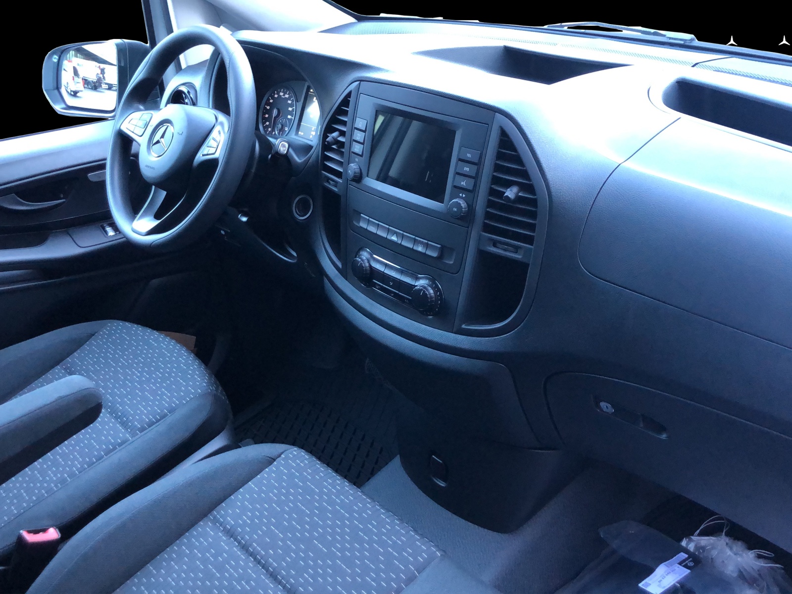 MERCEDES-BENZ eVito 112 KA Lang-image-9